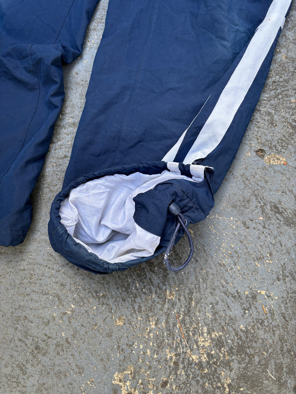 Vintage Y2K Nike Track Pants Size M Navy White Detail Logo Wide Leg Windbreakers
