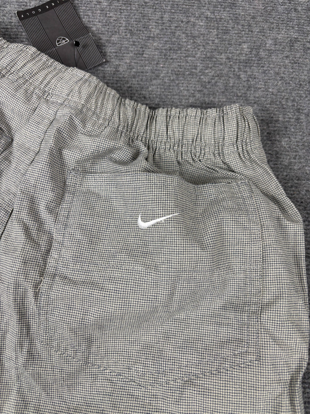 Vintage Y2K Nike Golf Shorts Men's S Grey Mini Checked 2001 NWT Deadstock Wide Leg