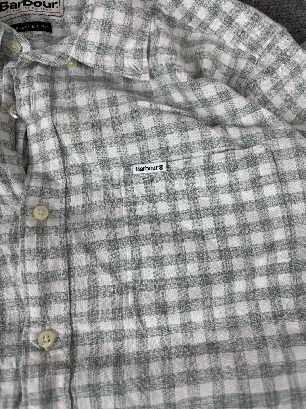 Modern Classic Barbour Shirt Men's M Green White Gingham Button Up Collared