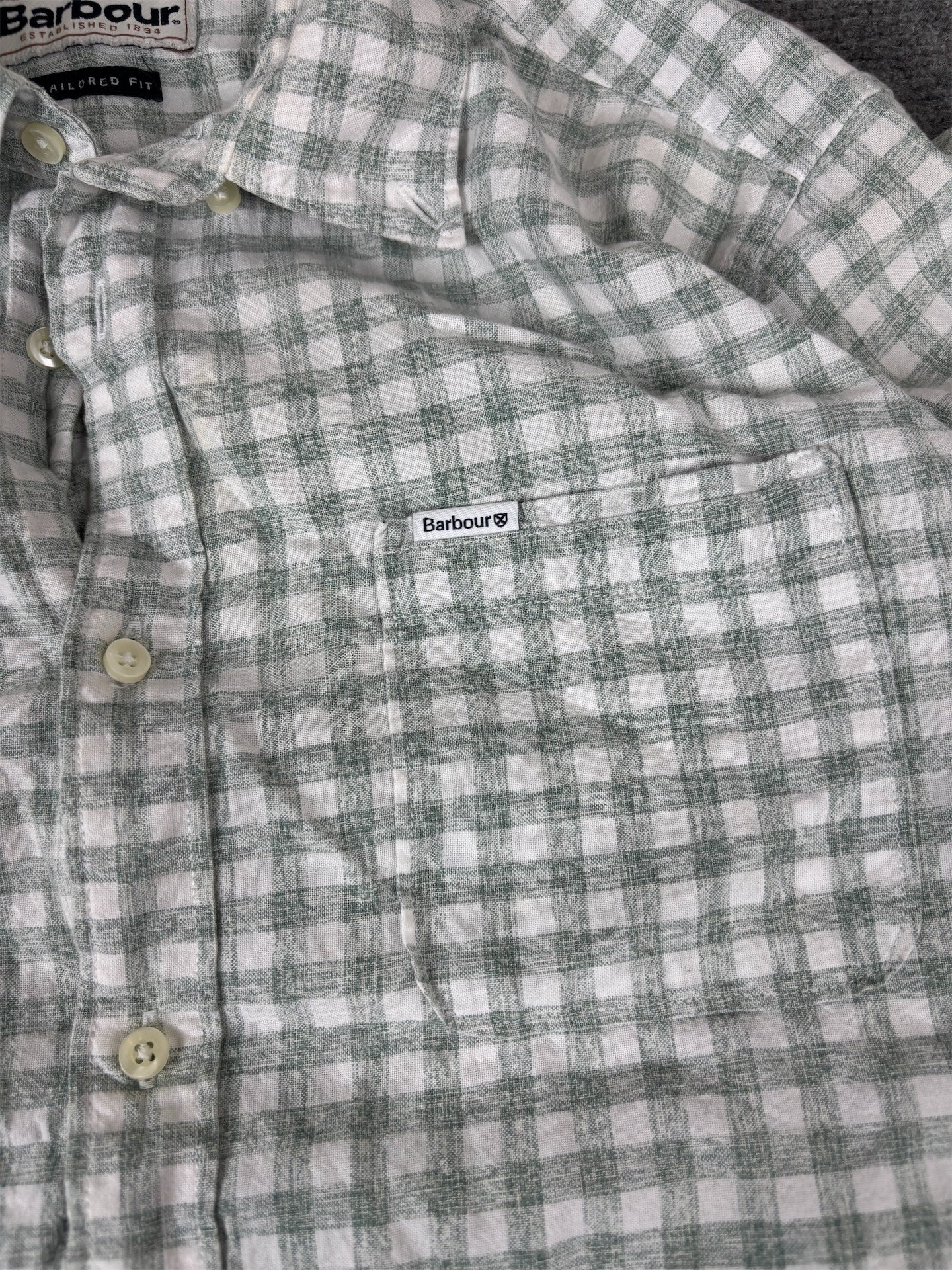 Modern Classic Barbour Shirt Men's M Green White Gingham Button Up Collared