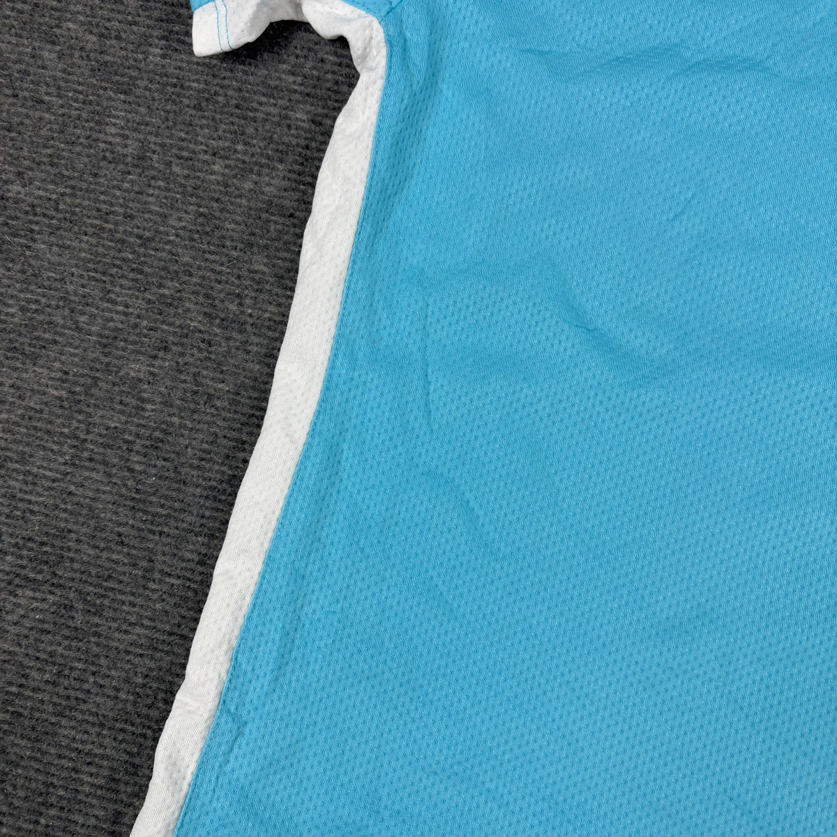 Nike Dri-Fit Activewear Top Women's XS Blue White Textured y2k Style T-shirt