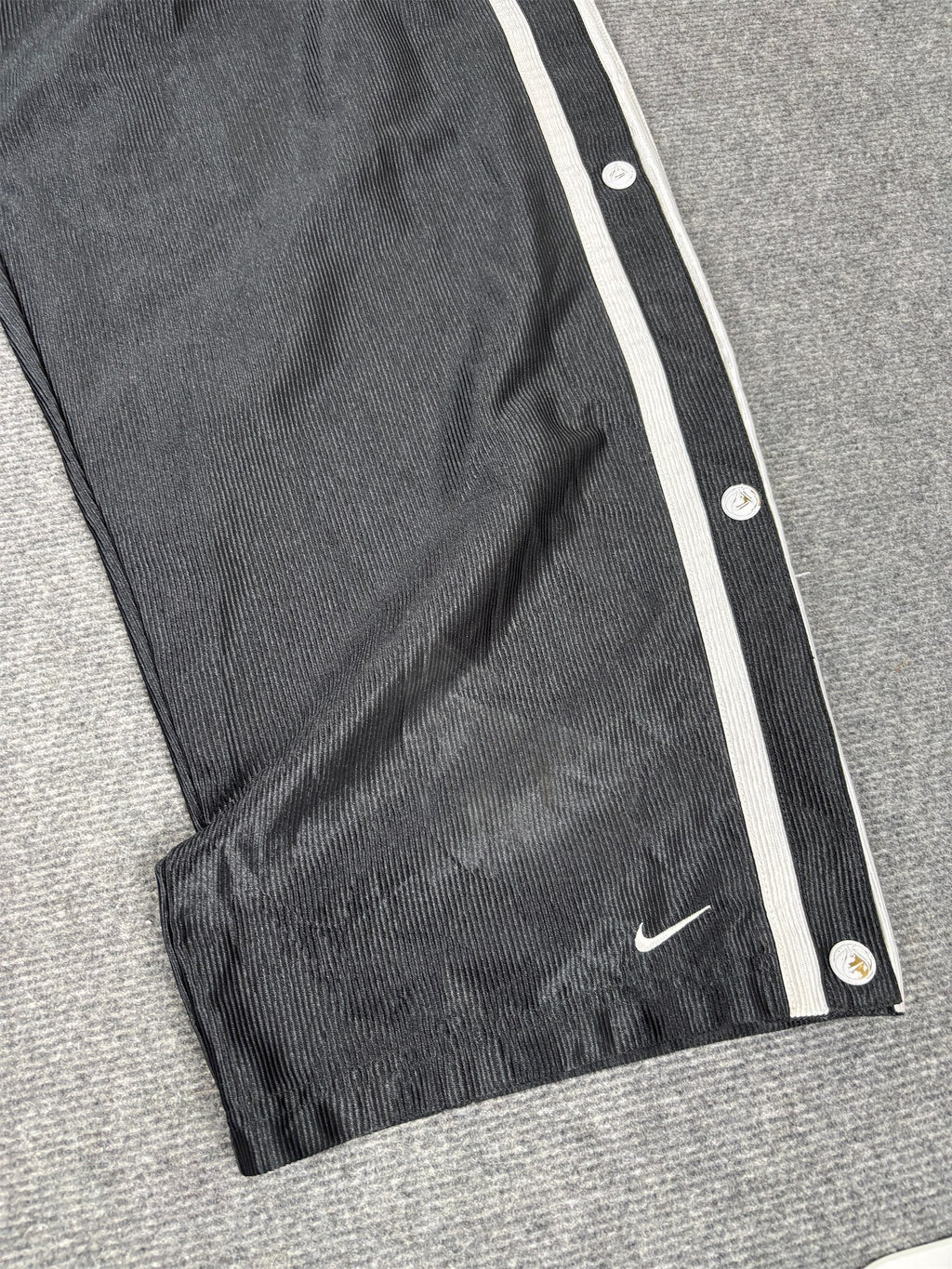 Vintage Y2K Nike Track Pants Men's XL Black Tear Away Basketball Joggers Wide Leg