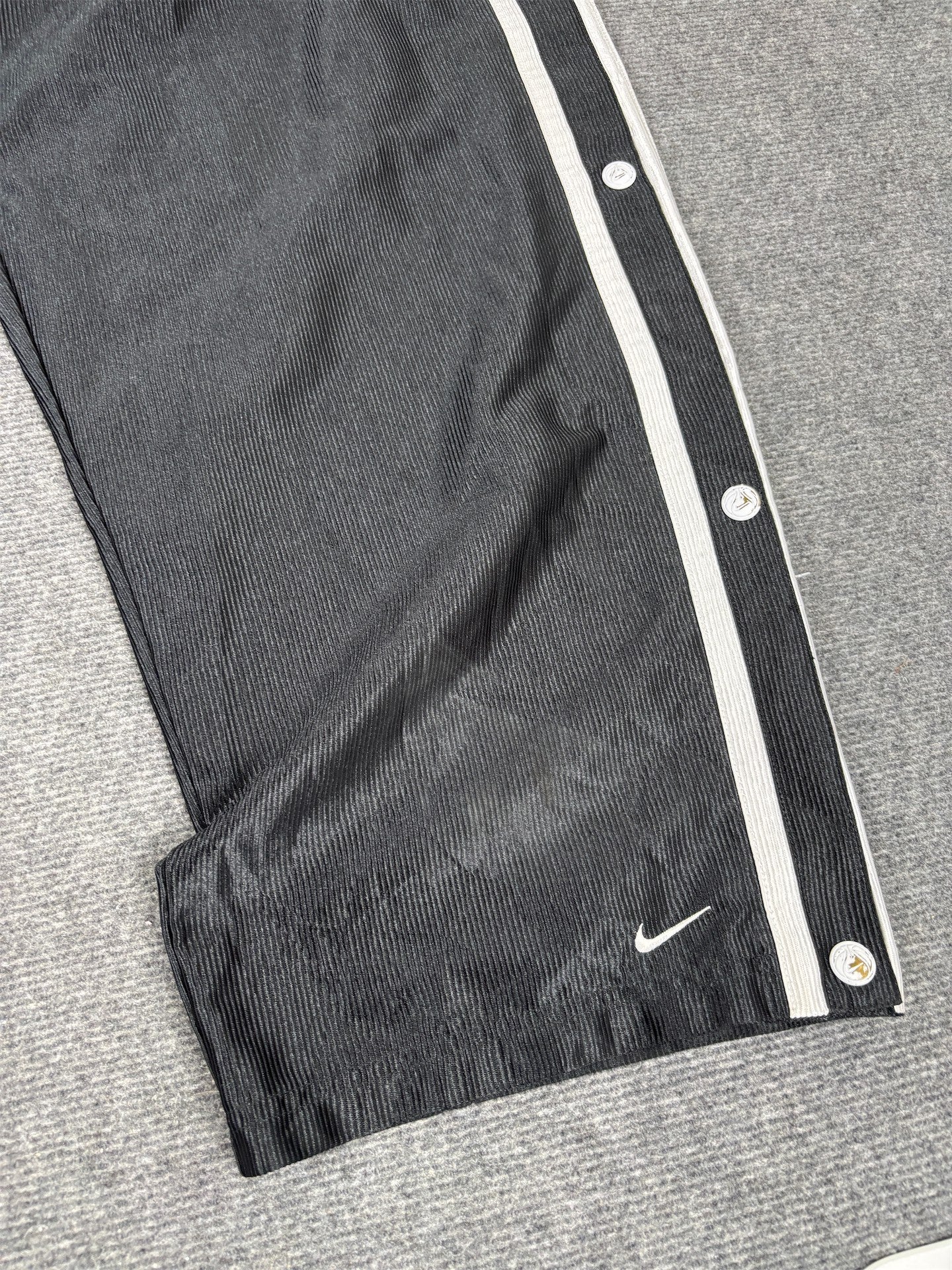 Vintage Y2K Nike Track Pants Men's XL Black Tear Away Basketball Joggers Wide Leg