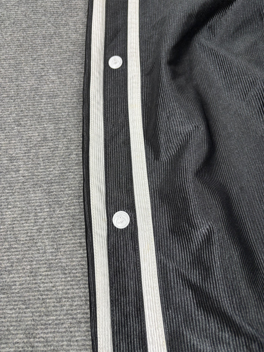 Vintage Y2K Nike Track Pants Men's XL Black Tear Away Basketball Joggers Wide Leg