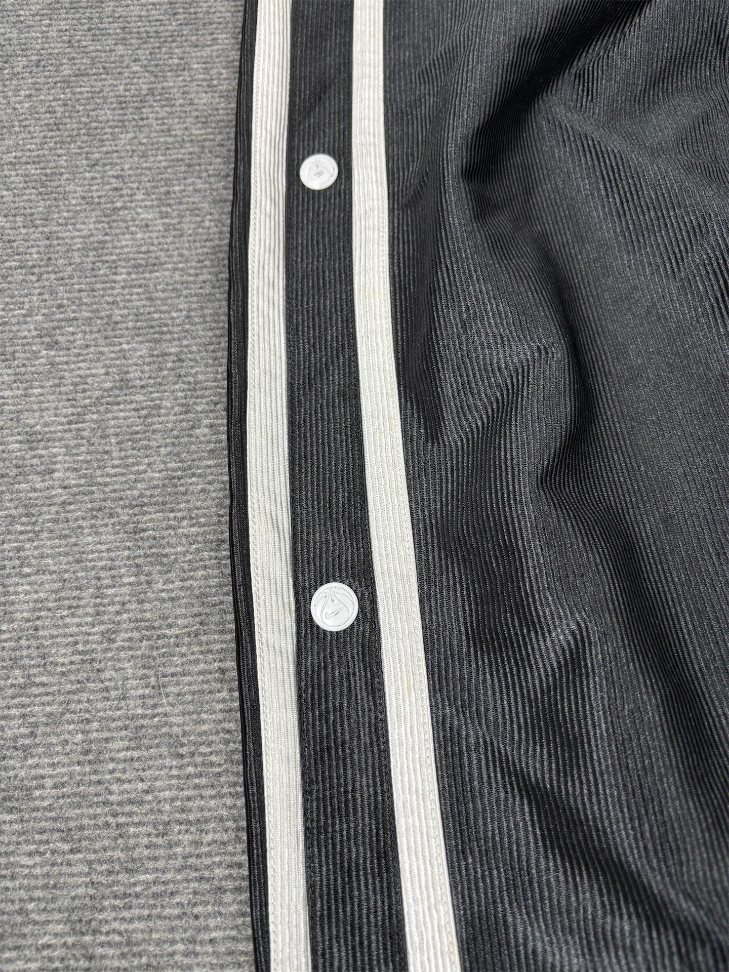 Vintage Y2K Nike Track Pants Men's XL Black Tear Away Basketball Joggers Wide Leg