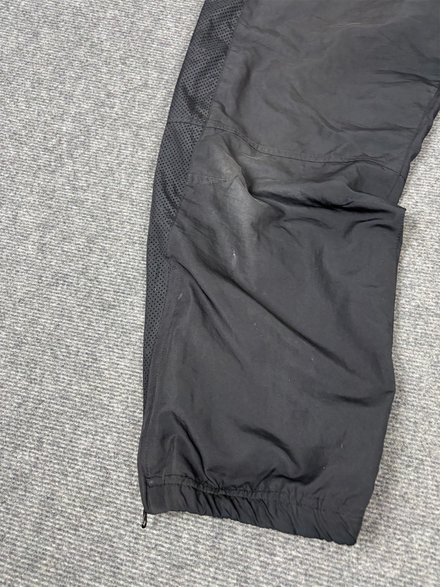 Y2K Nike Track Pants Men's L Black Red Spell Out Mesh Panel Joggers Tapered
