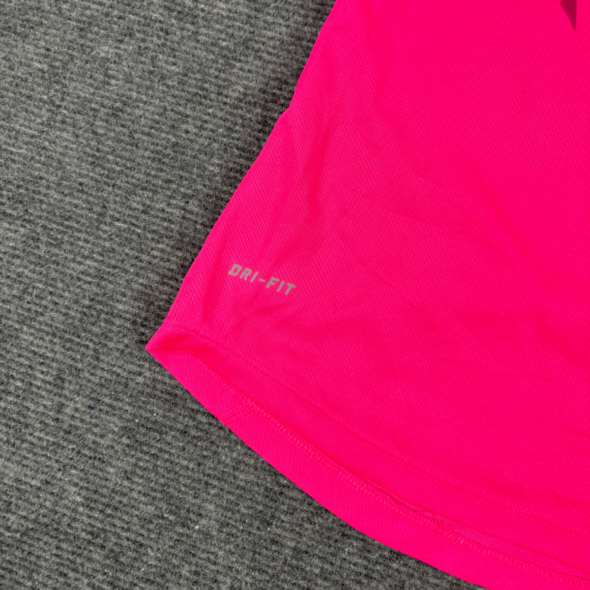 Nike Dri-Fit Activewear Top Women's XS Pink White Marathon T-shirt Japan Stock