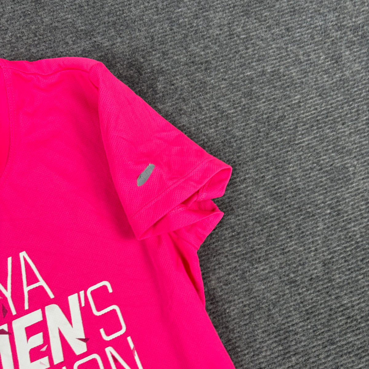 Nike Dri-Fit Activewear Top Women's XS Pink White Marathon T-shirt Japan Stock