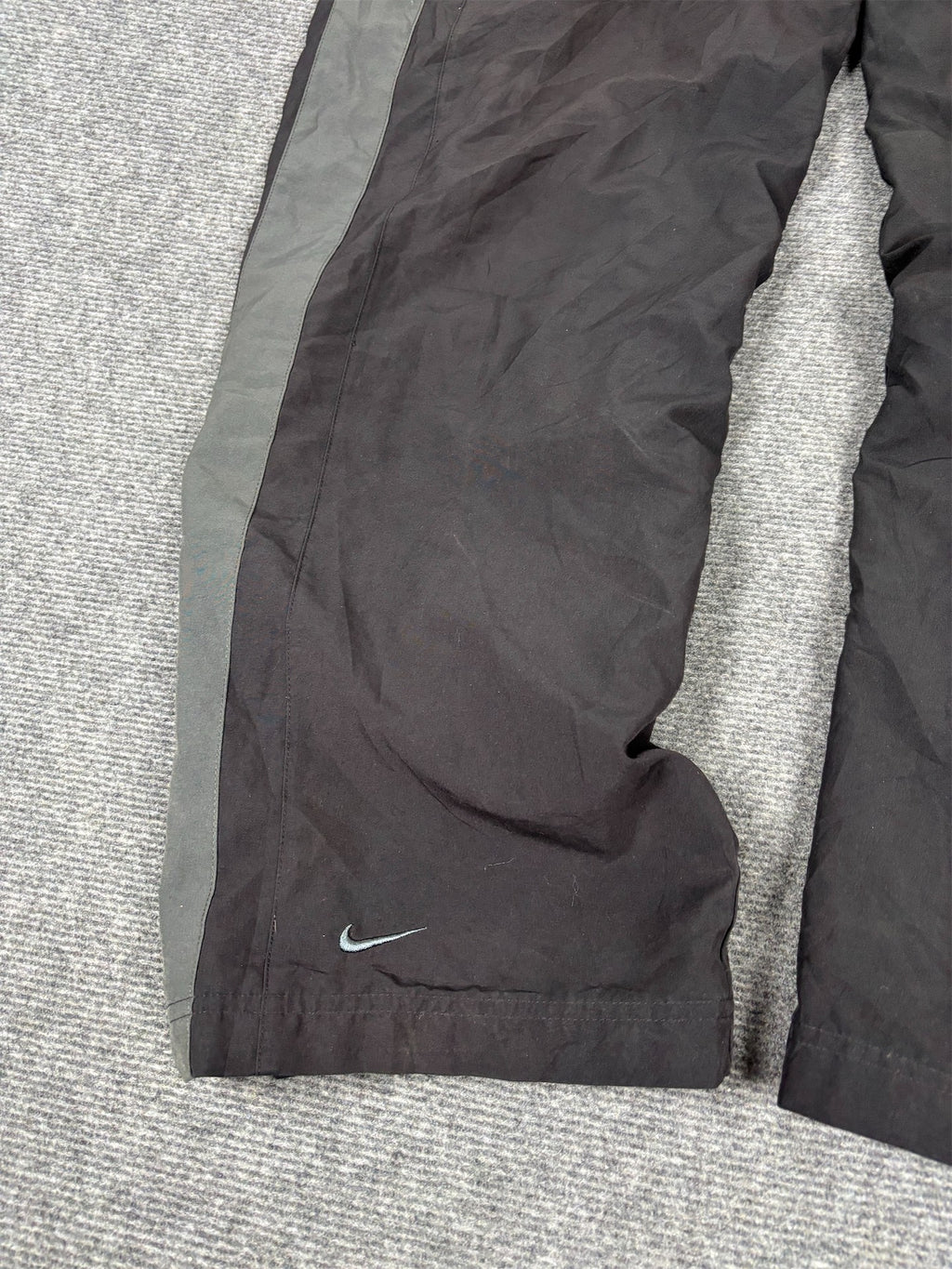 Vintage Y2K Nike Track Pants Men's L Black Grey Panels Swoosh Joggers Wide Leg