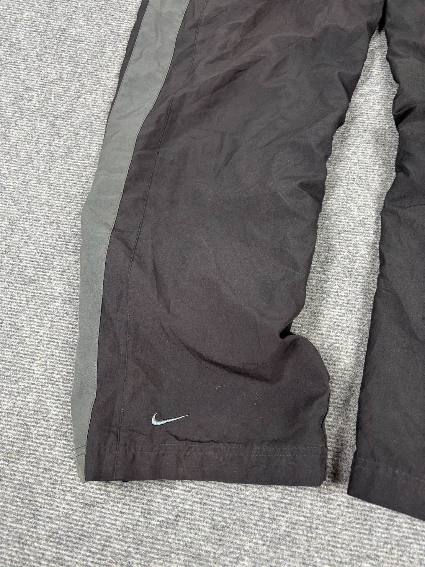 Vintage Y2K Nike Track Pants Men's L Black Grey Panels Swoosh Joggers Wide Leg