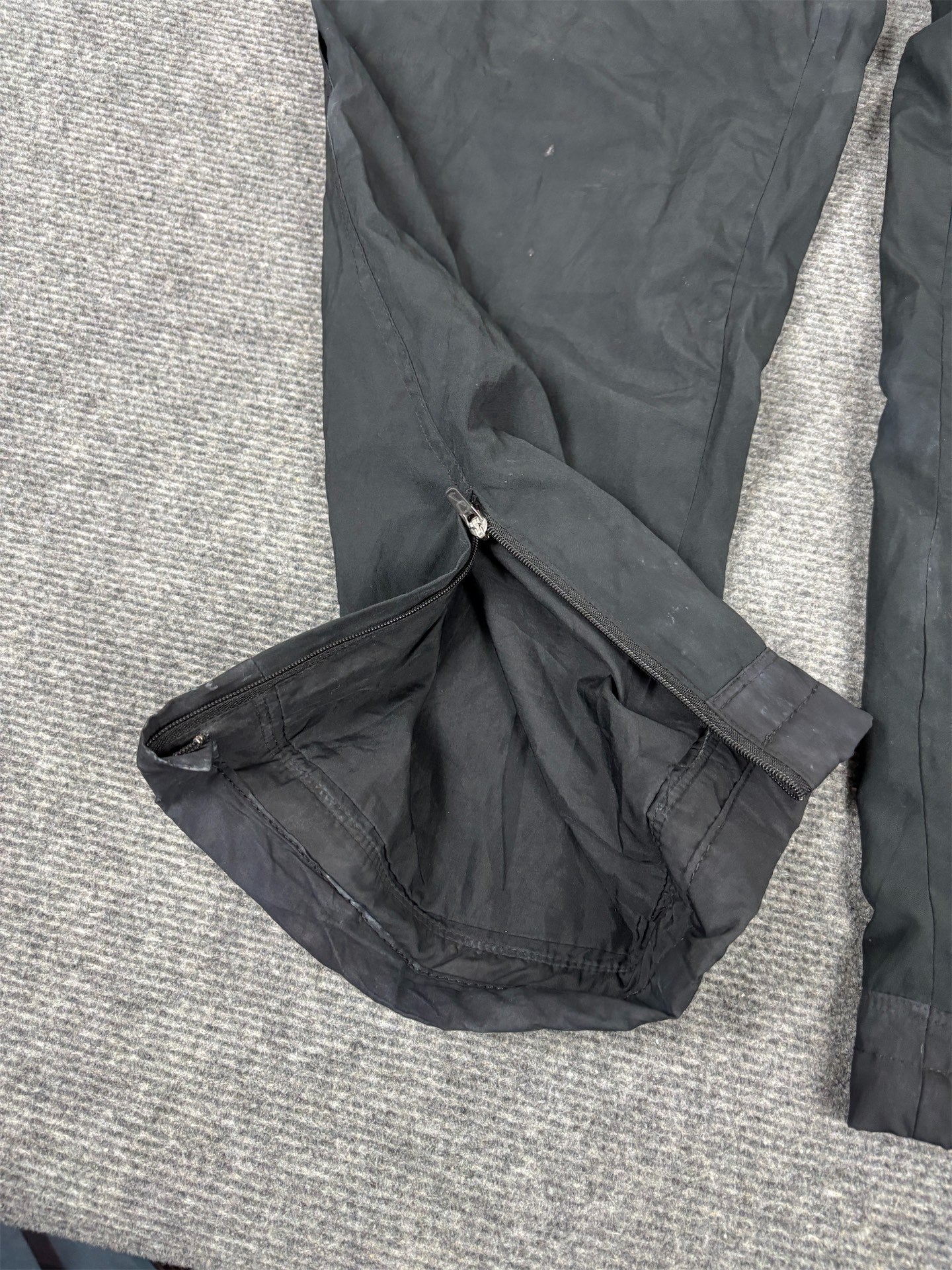 Classic Nike Track Pants Men's S Black Gold Swoosh Dri-fit Joggers Straight Leg