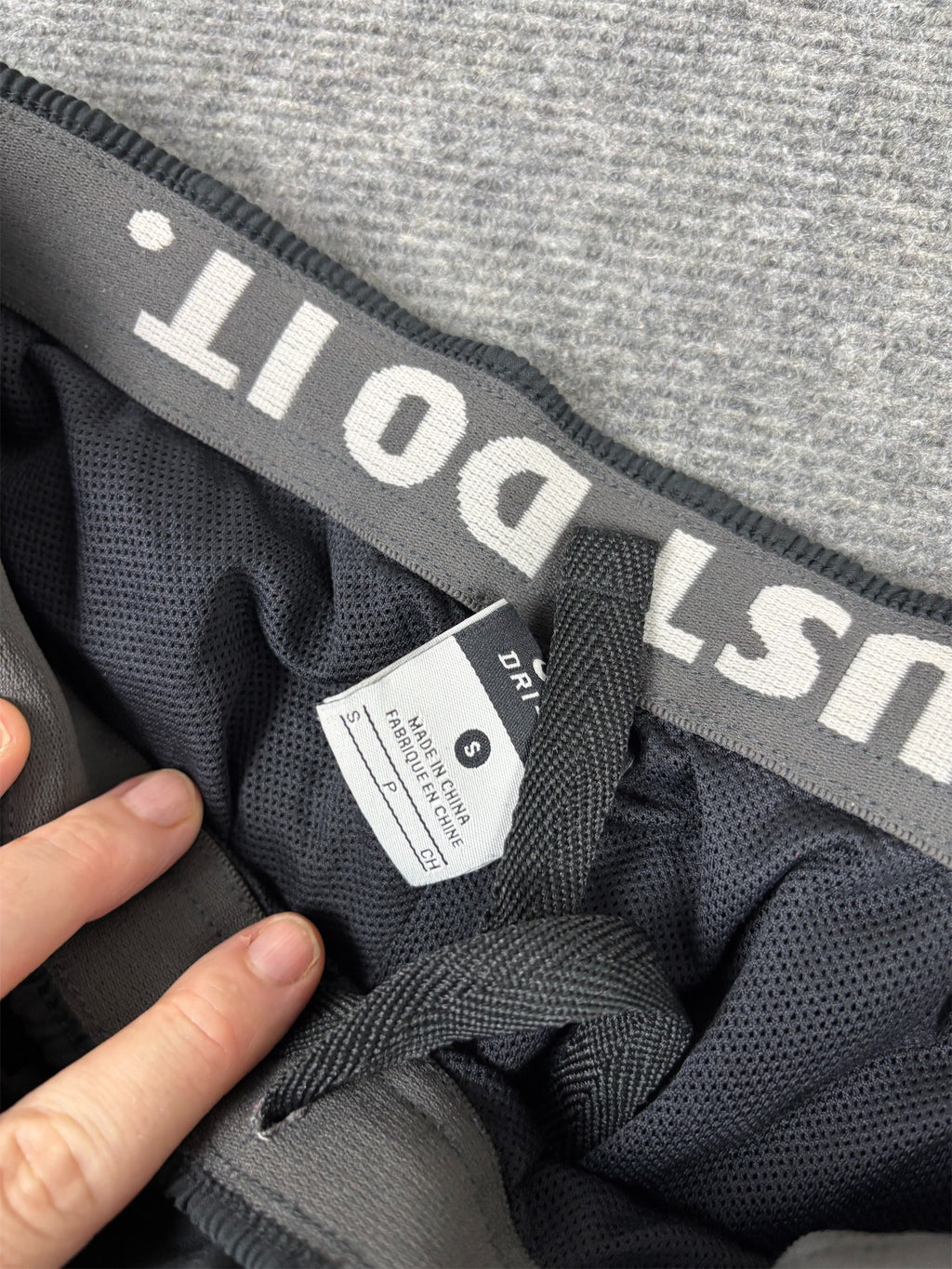 Classic Nike Track Pants Men's S Black Gold Swoosh Dri-fit Joggers Straight Leg