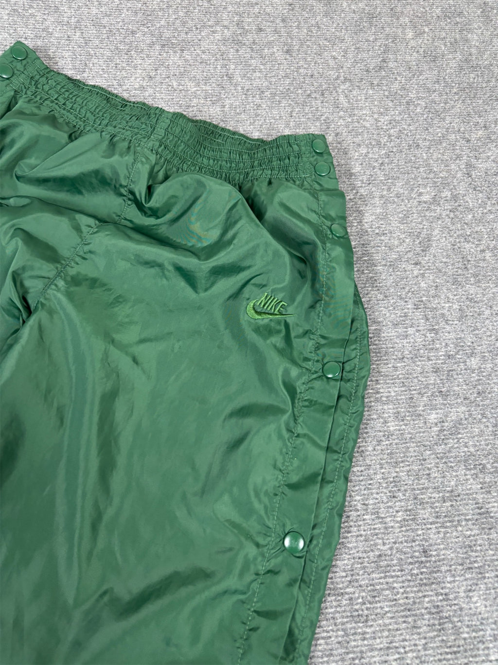 Vintage 90's Nike Track Pants Men's M Green Tear Away Embroidered Logo Joggers Wide Leg