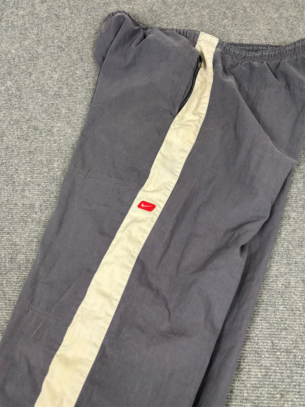 Vintage Y2K Nike Track Pants Men's XL Grey White Panels Red Badge Joggers Wide Leg