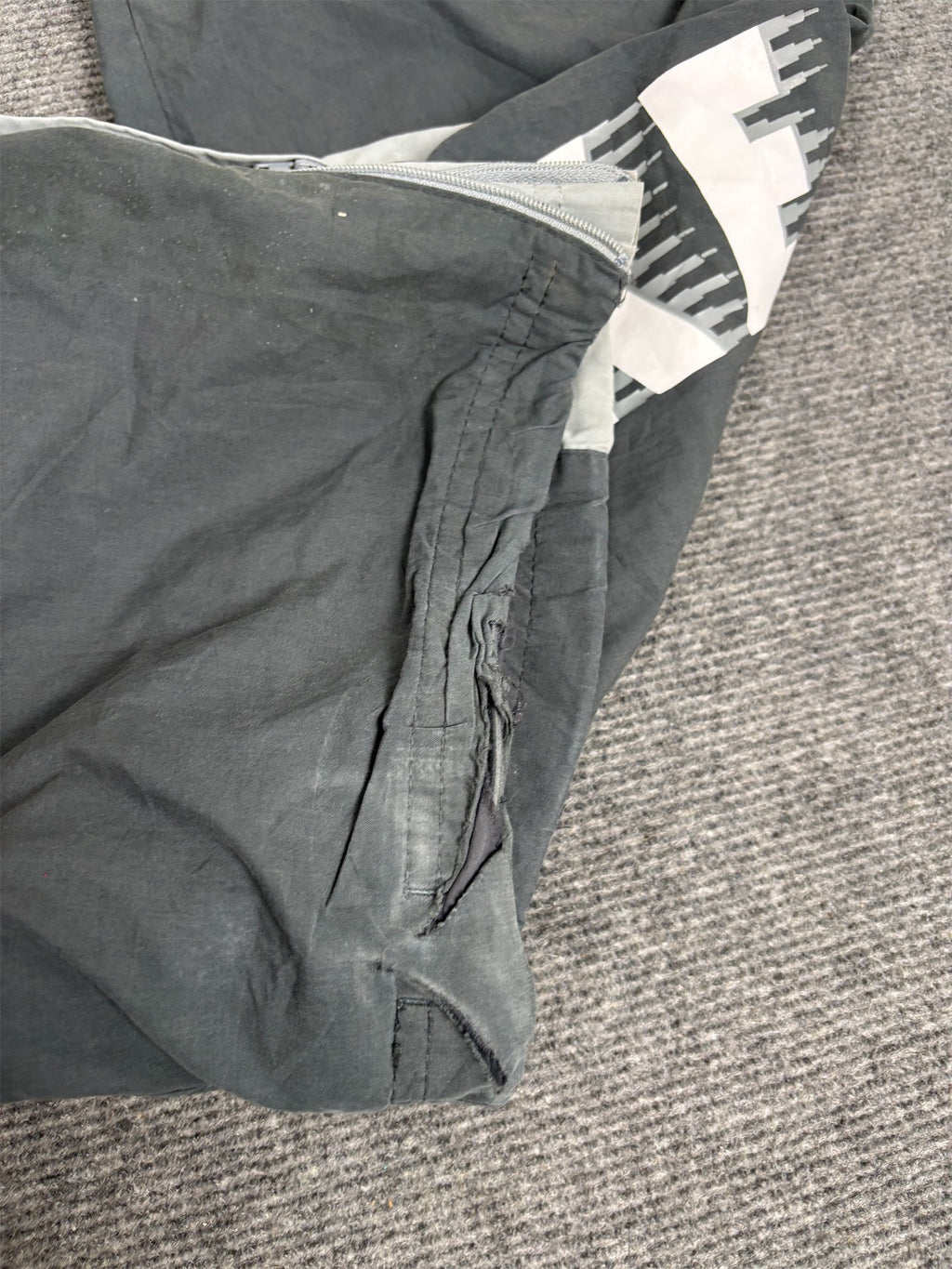 Vintage Y2K Nike Track Pants Men's M Grey Piping Spell Out Joggers Wide Leg