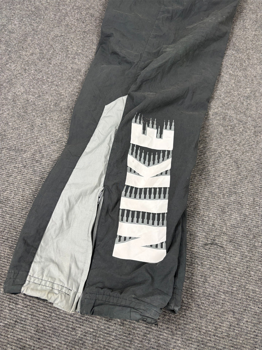 Vintage Y2K Nike Track Pants Men's M Grey Piping Spell Out Joggers Wide Leg