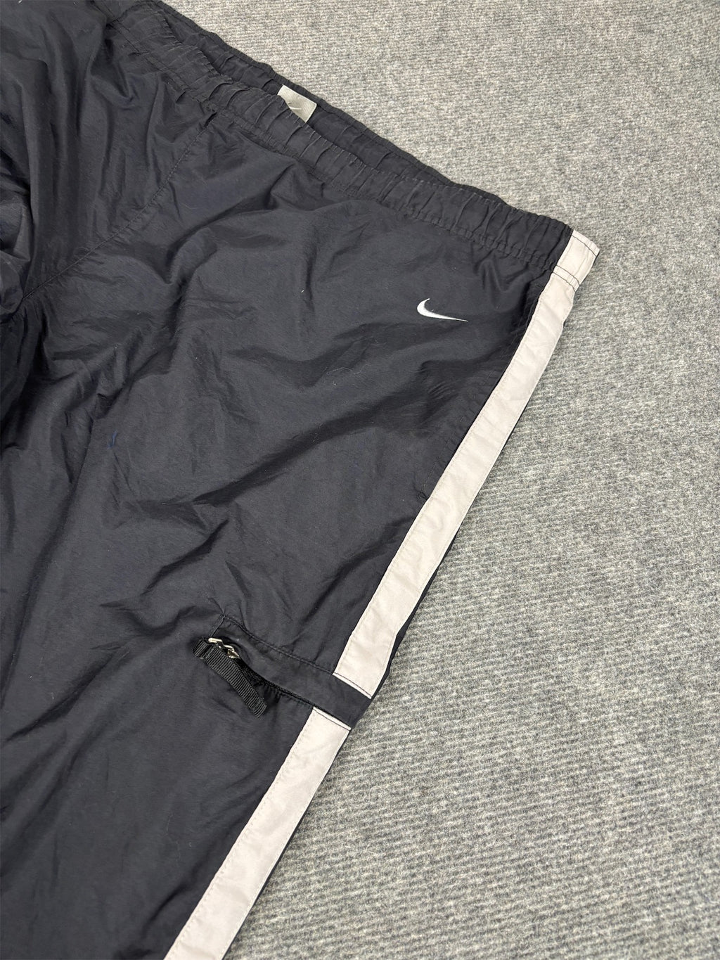 Vintage Y2K Nike Cargo Track Pants Men's XL Black Grey Panel Swoosh Spell Out Joggers Wide Leg