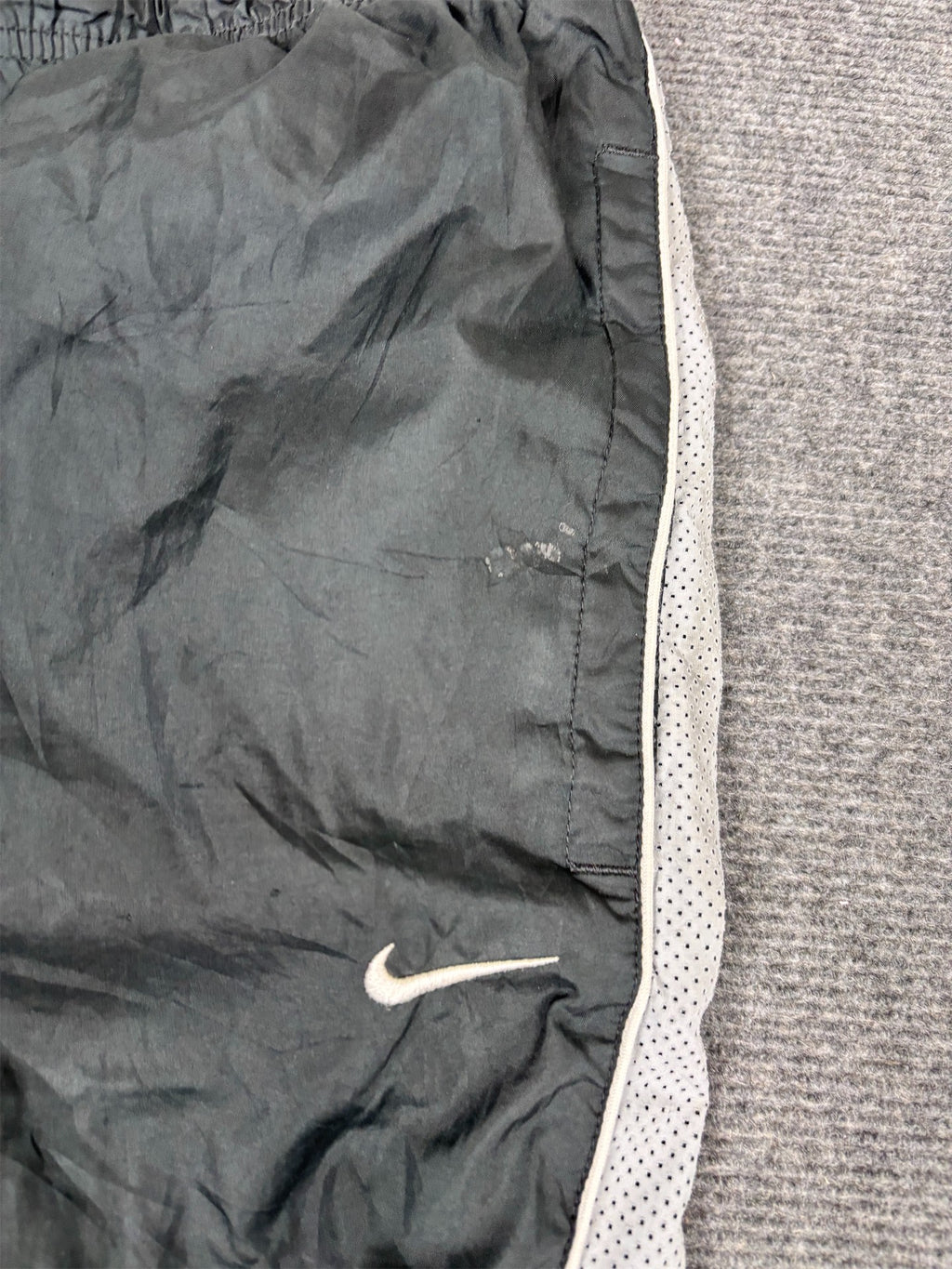 Vintage Y2K Nike 3/4 Track Pants Men's XL Black Grey Mesh Panels Joggers Wide Leg