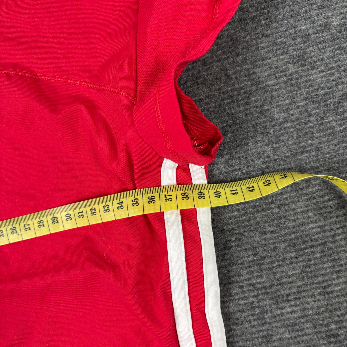 Adidas y2k Activewear Top Women's XS Red Three Stripe Baby Tee Petite