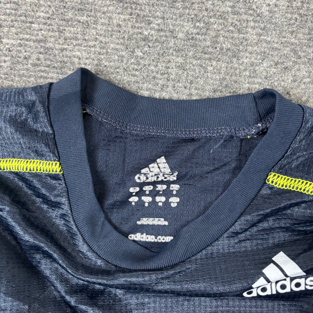y2k Adidas Climalite Running Long Sleeve Top Men's Small Charcol Yellow Volt Stitching Activewear