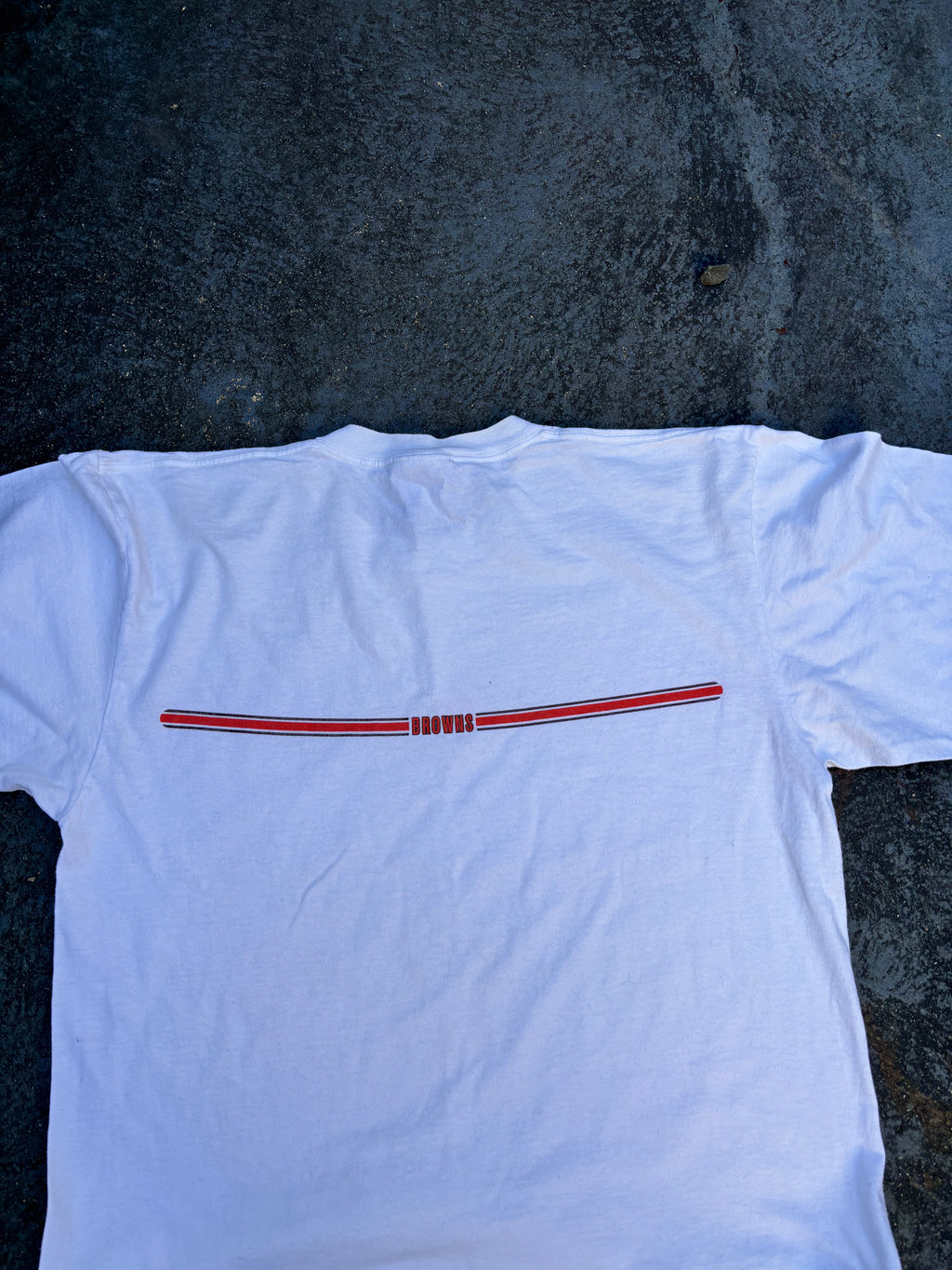 Vintage 90s Nike T-shirt Size M White Cleveland Browns Center Swoosh Logo Crew