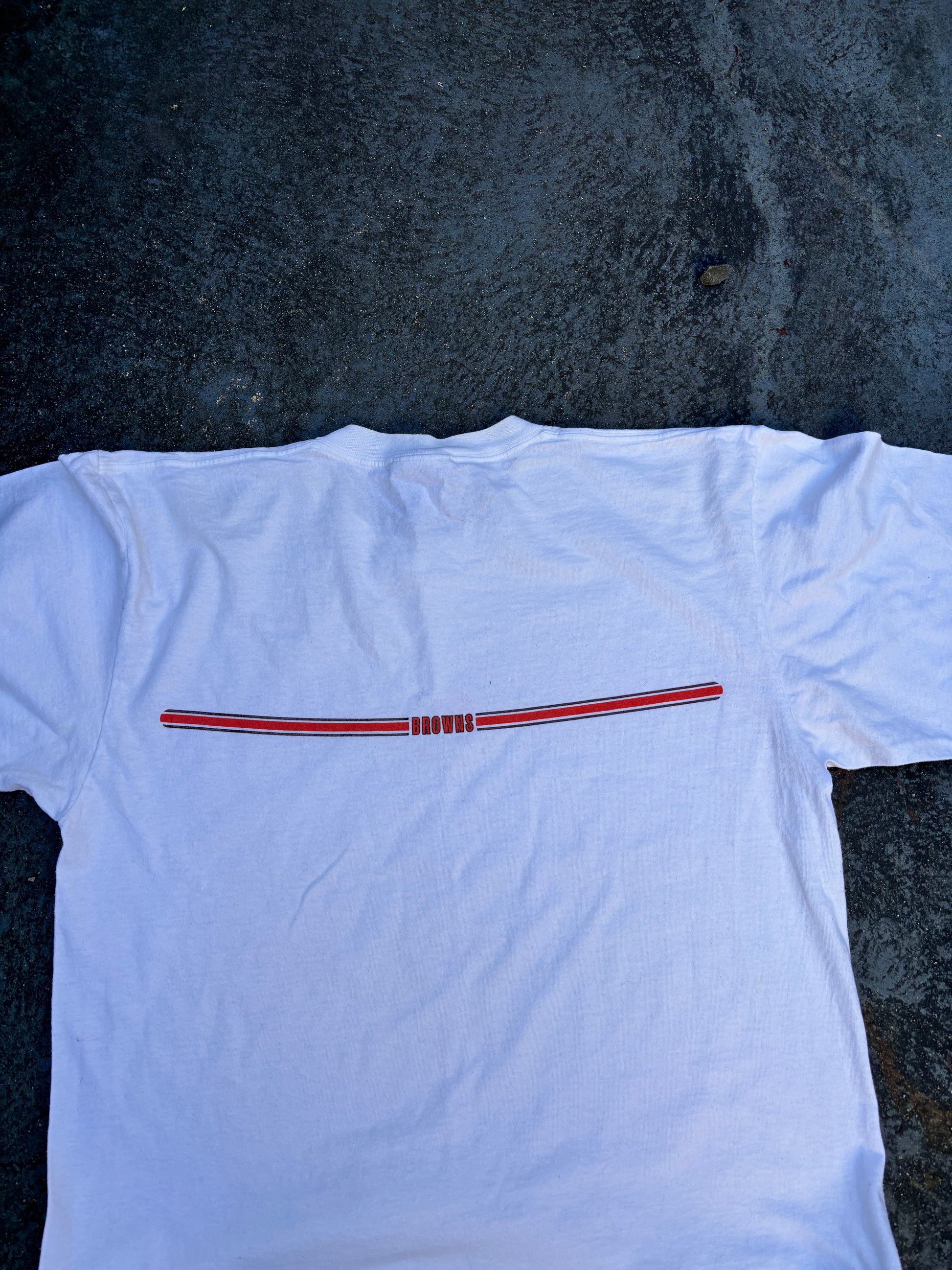 Vintage 90s Nike T-shirt Size M White Cleveland Browns Center Swoosh Logo Crew