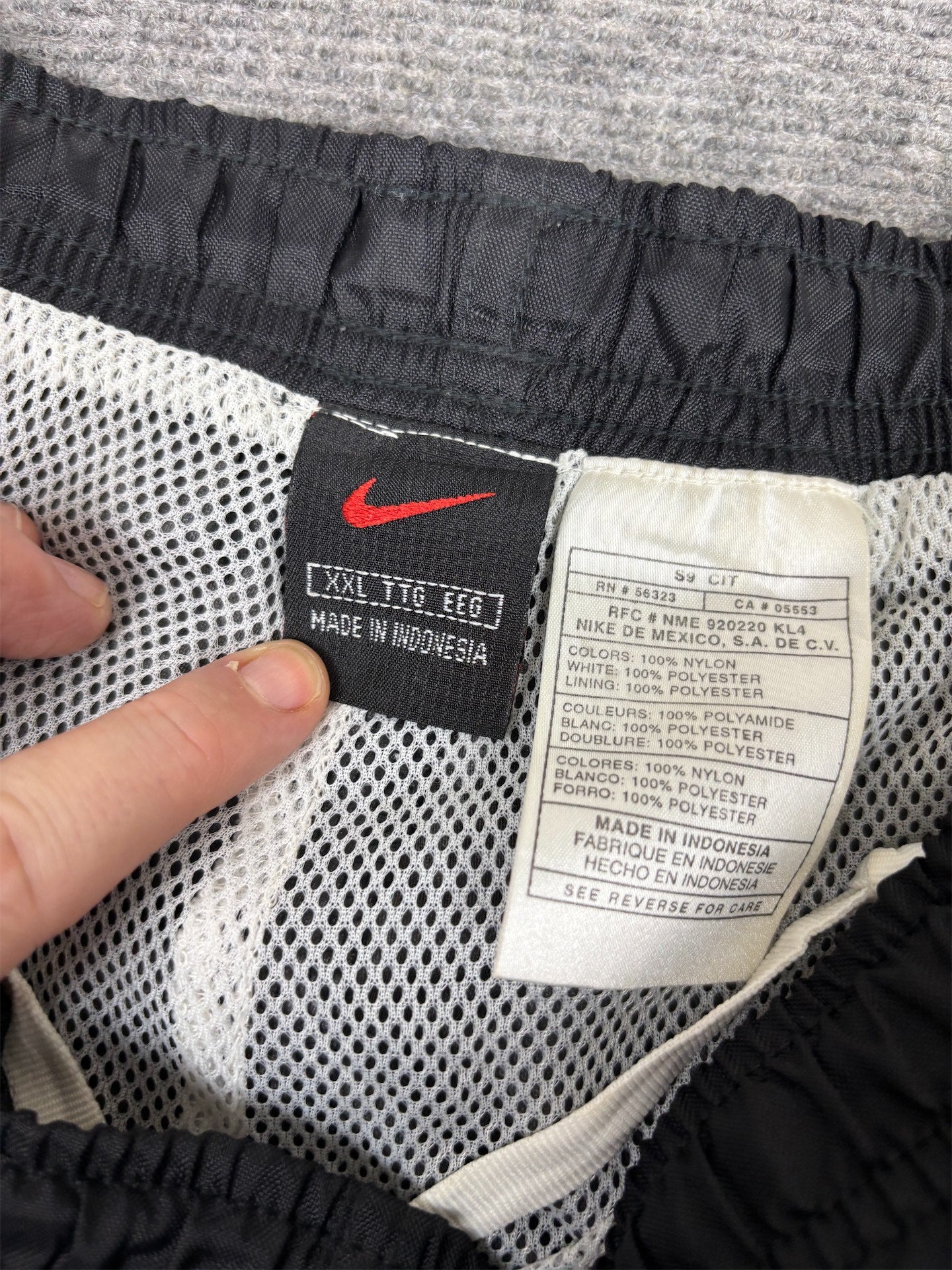 Vintage 90's Nike Cargo Track Pants Men's XXL Black White Swoosh Spell Out Joggers Wide Leg