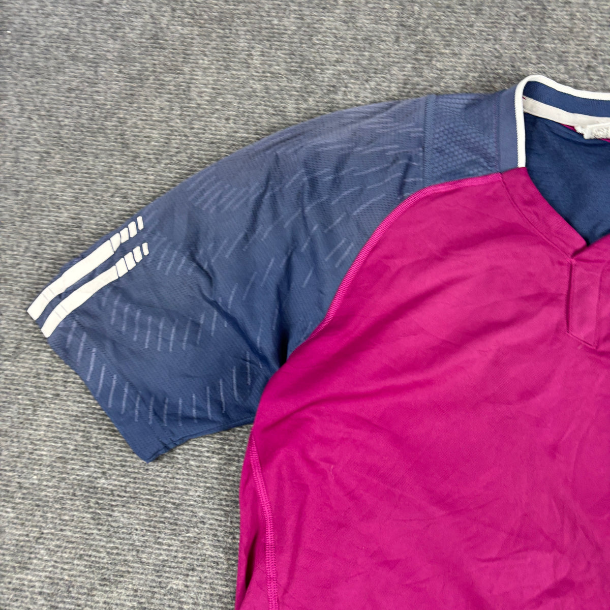 y2k Adidas Climalite V-Neck Top Women's Medium Pink Navy Activewear Jersey
