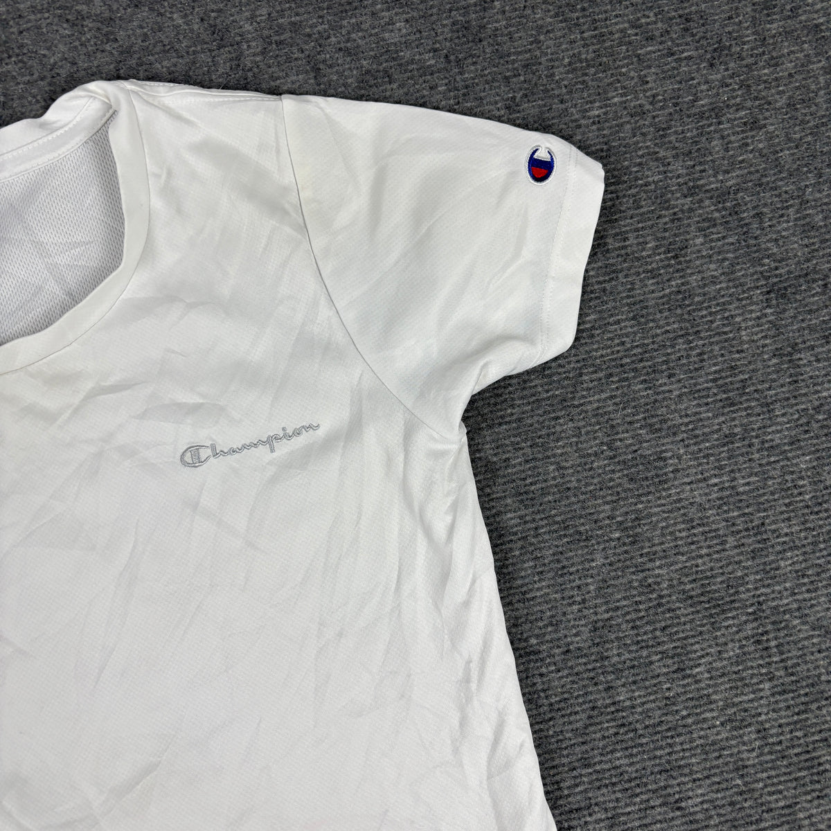 Champion Script Logo Fitted Top Women's Medium White Activewear T-shirt