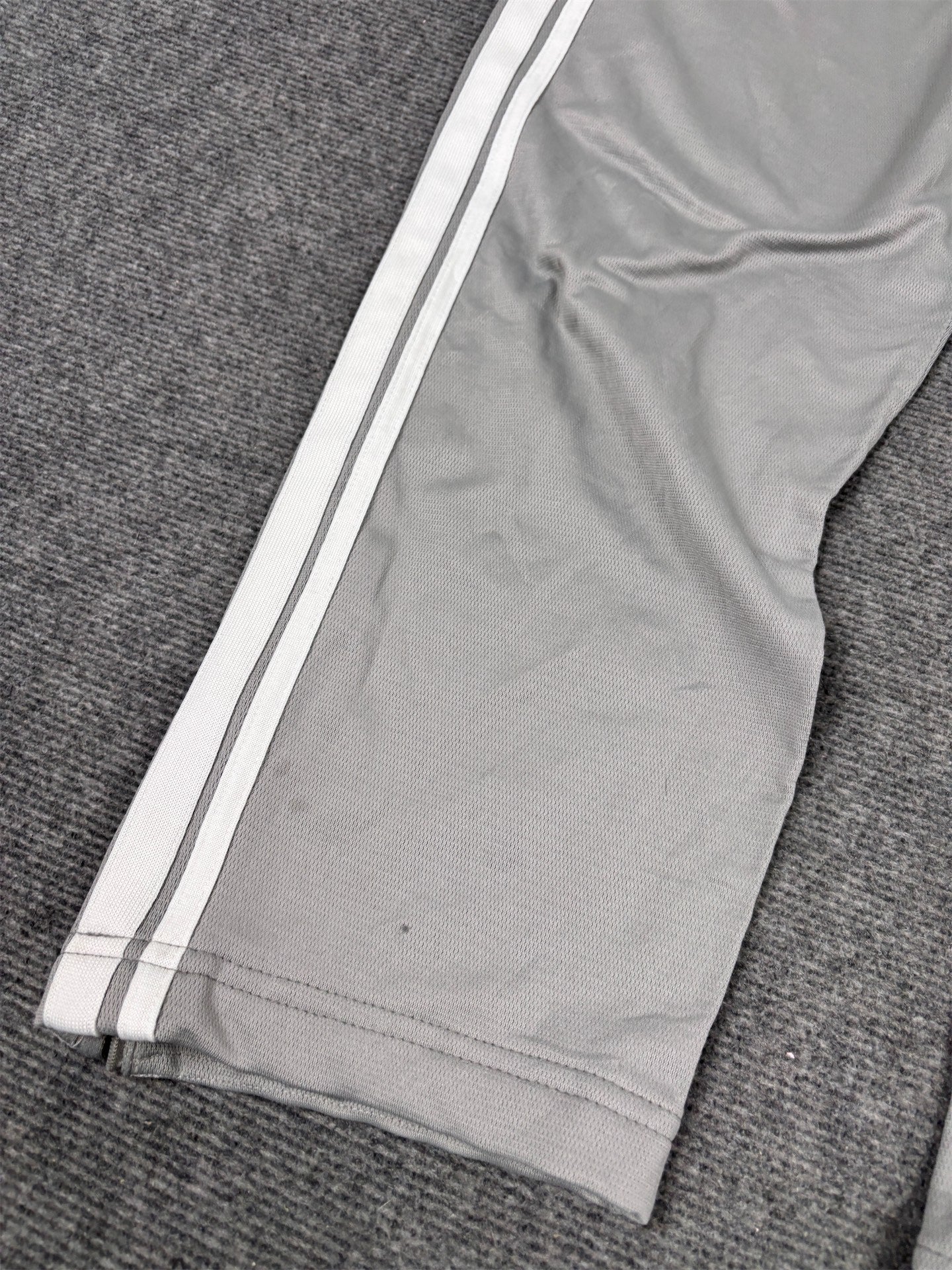 Vintage Y2K Nike Track Pants Men's XL Grey White Panels Swoosh Joggers Straight Leg