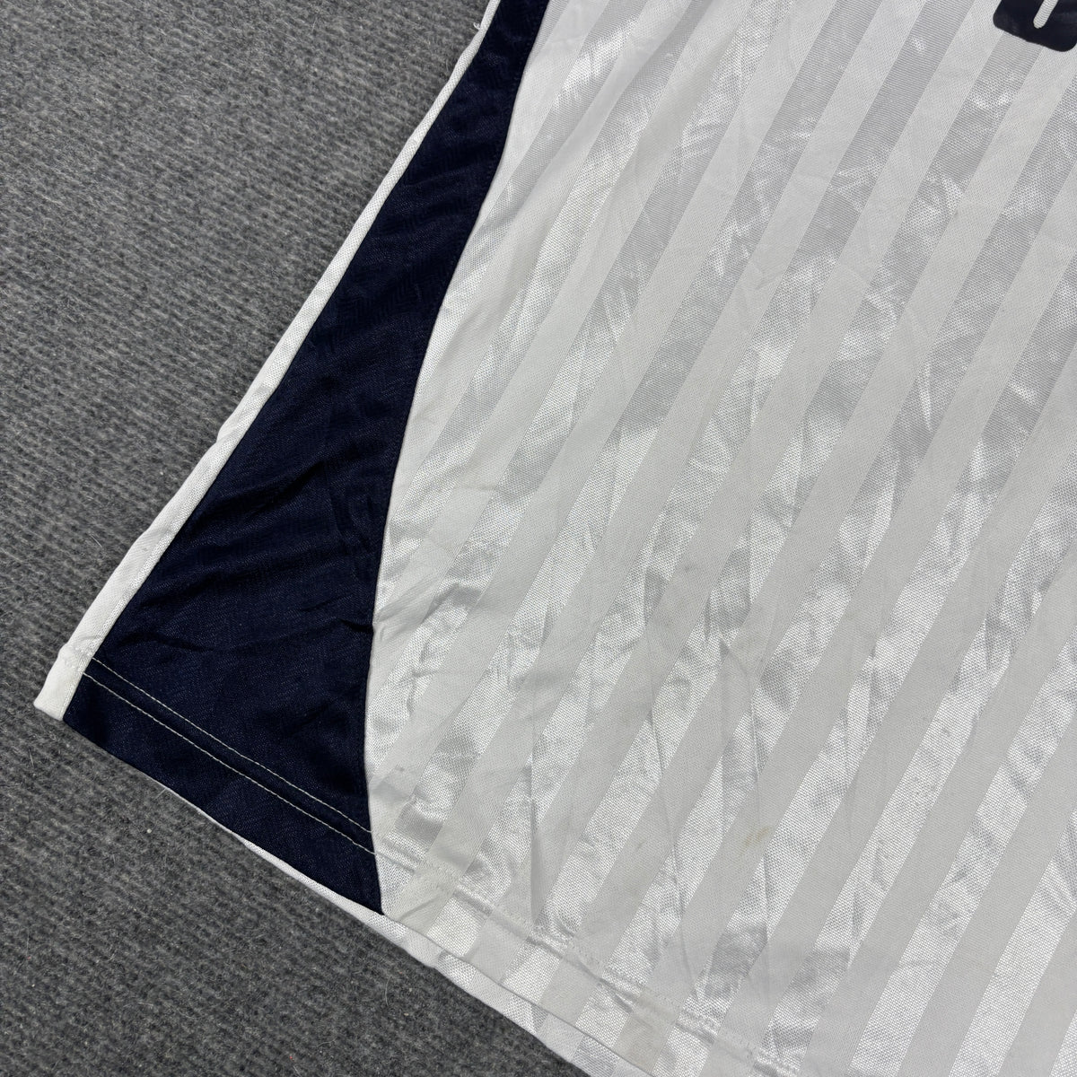 Y2K Puma Shadow Stripe Football Jersey Men's Small White Navy T-shirt