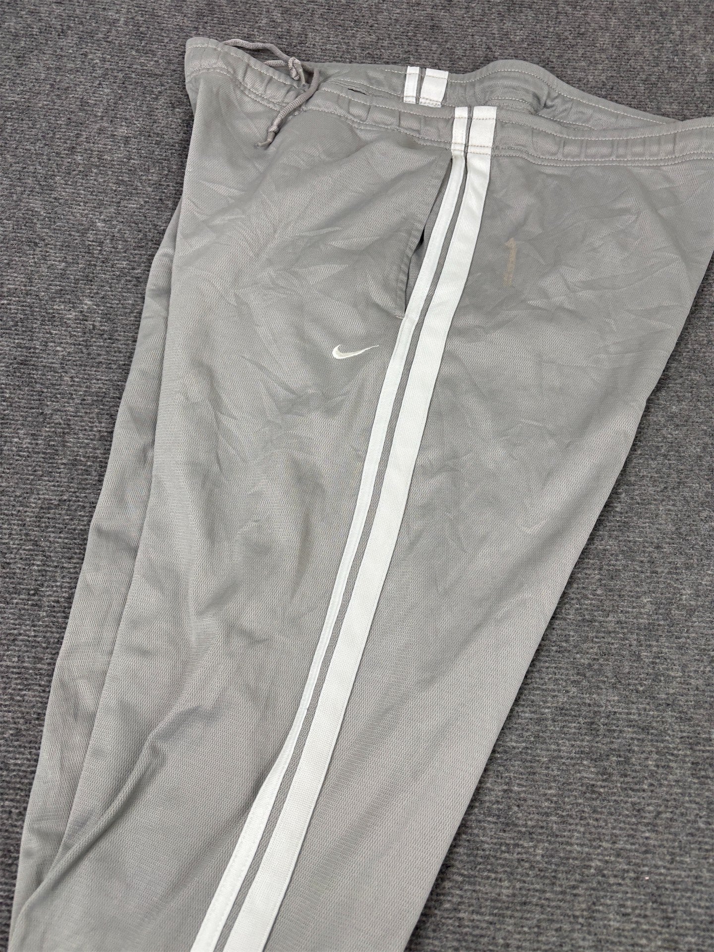 Vintage Y2K Nike Track Pants Men's XL Grey White Panels Swoosh Joggers Straight Leg