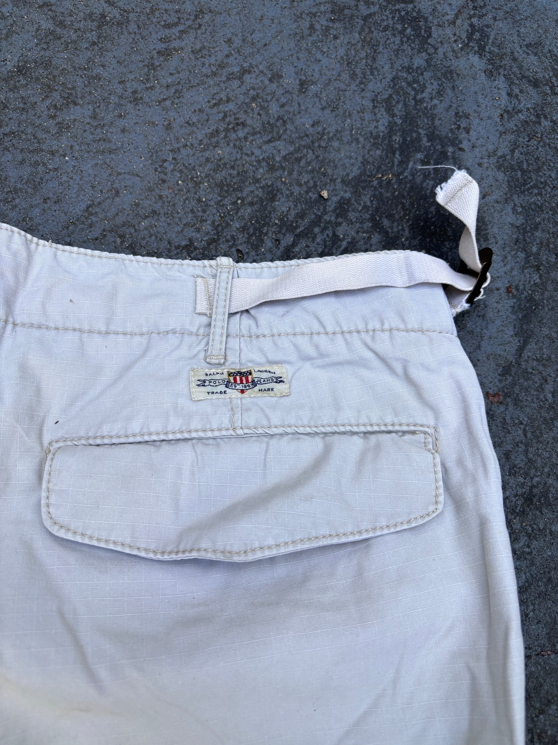 Vintage 90s Polo Ralph Lauren Cargo Shorts Size 36 Cream Embroidered Badge Logo