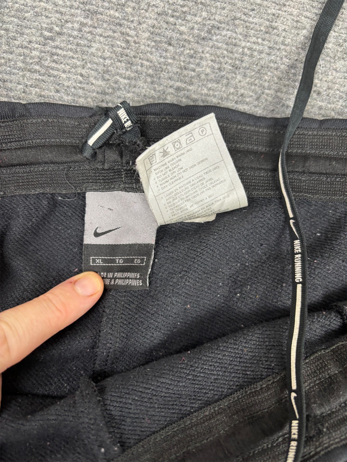 Vintage Y2K Nike Track Pants Men's XL Black White Swoosh Padded Running Joggers Tapered