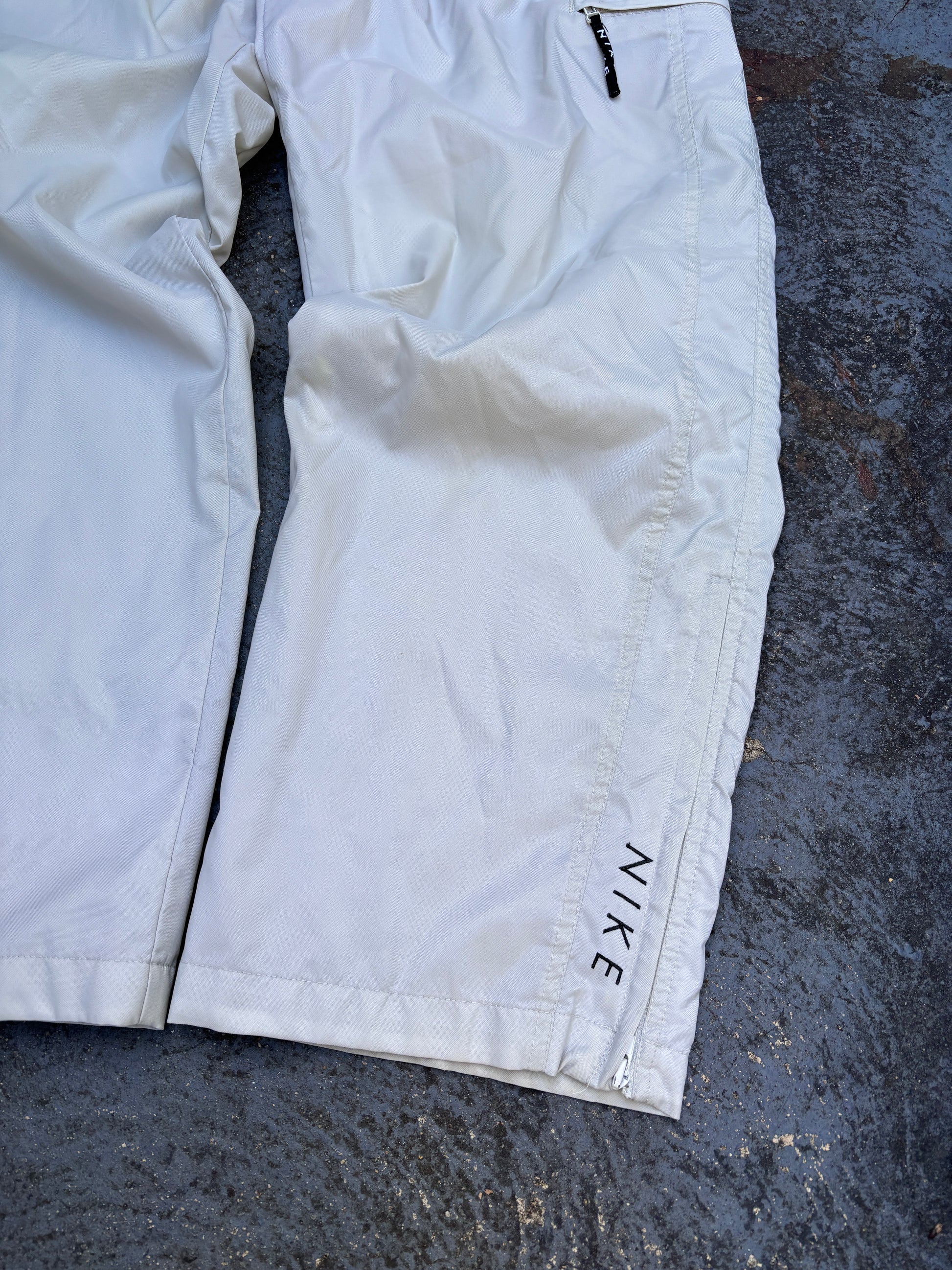 Vintage 90s Nike Track Pants Size M Cream Black Detail Spell Out Logo Nylon Windbreakers