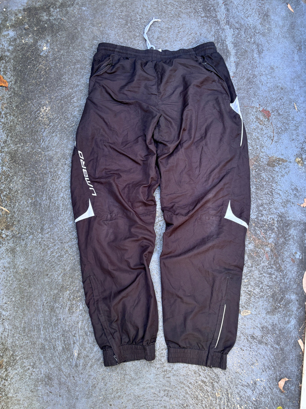 Vintage Y2K Umbro Track Pants Size L Black White Detail Spell Out Logo Wide Leg