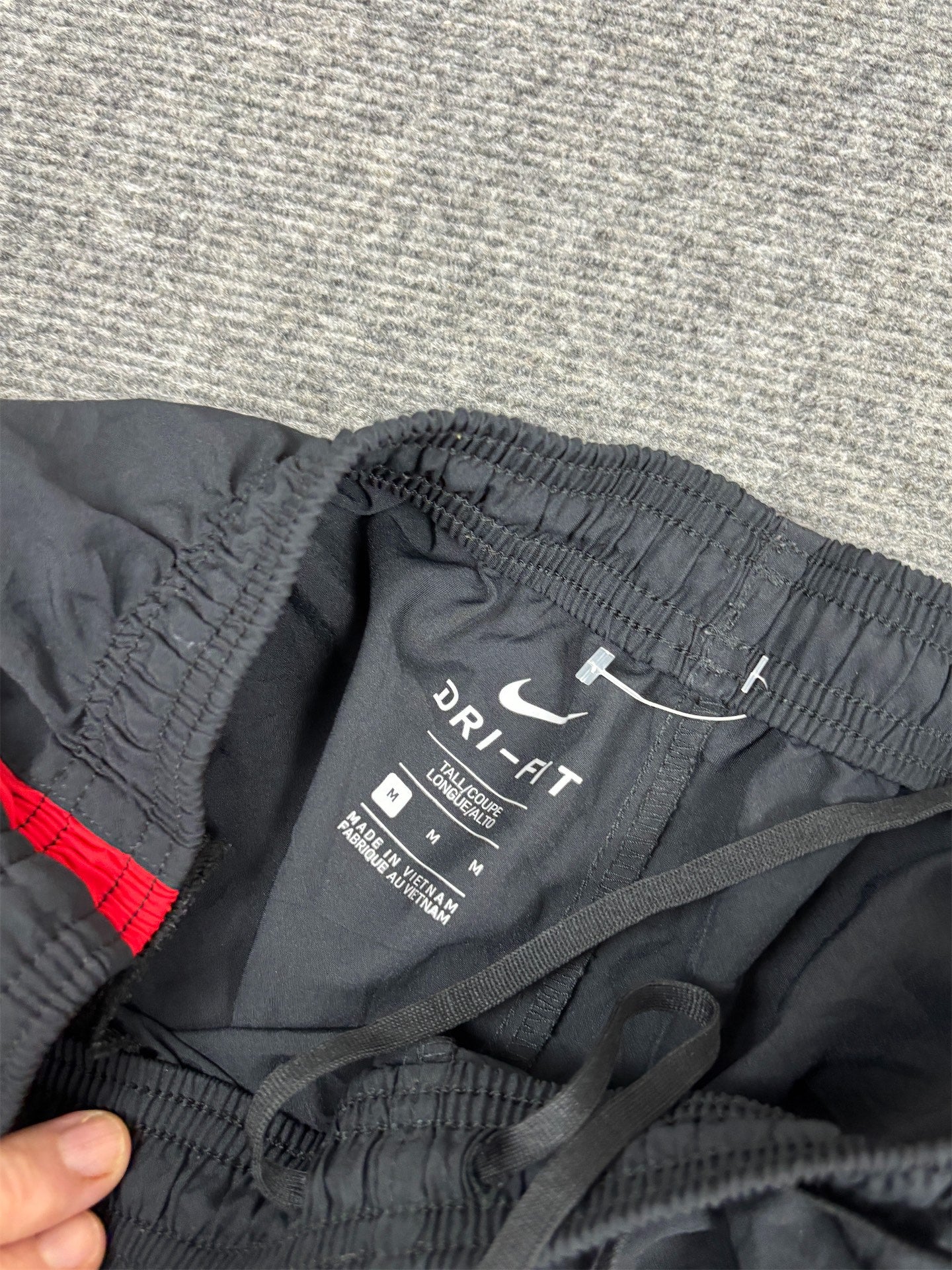 Classic Nike Dri-Fit Track Pants Men's M Black Red Panel Running Joggers Tapered