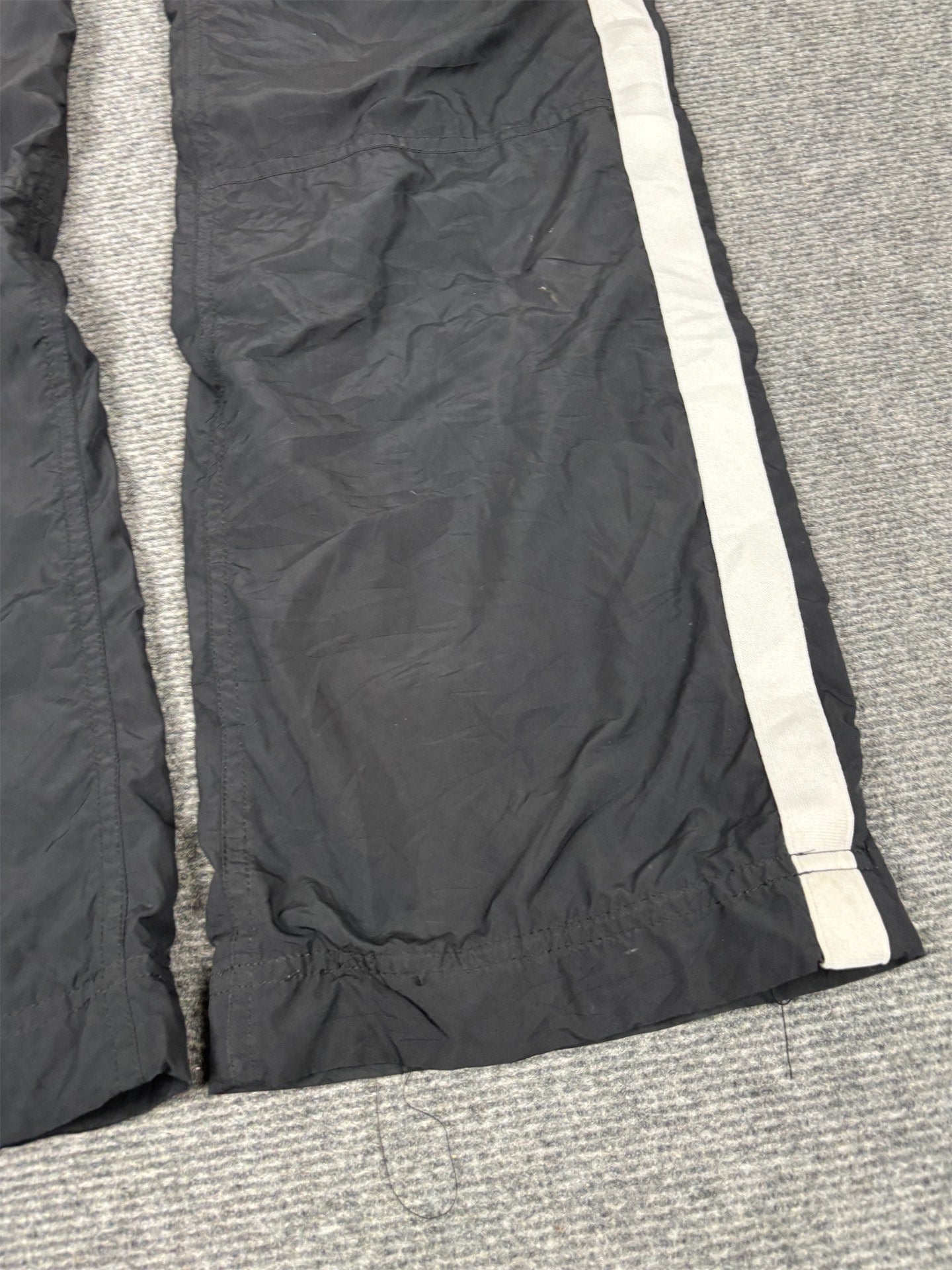 Vintage Y2K Nike Track Pants Women's M Black White Panels Swoosh Joggers Straight Leg