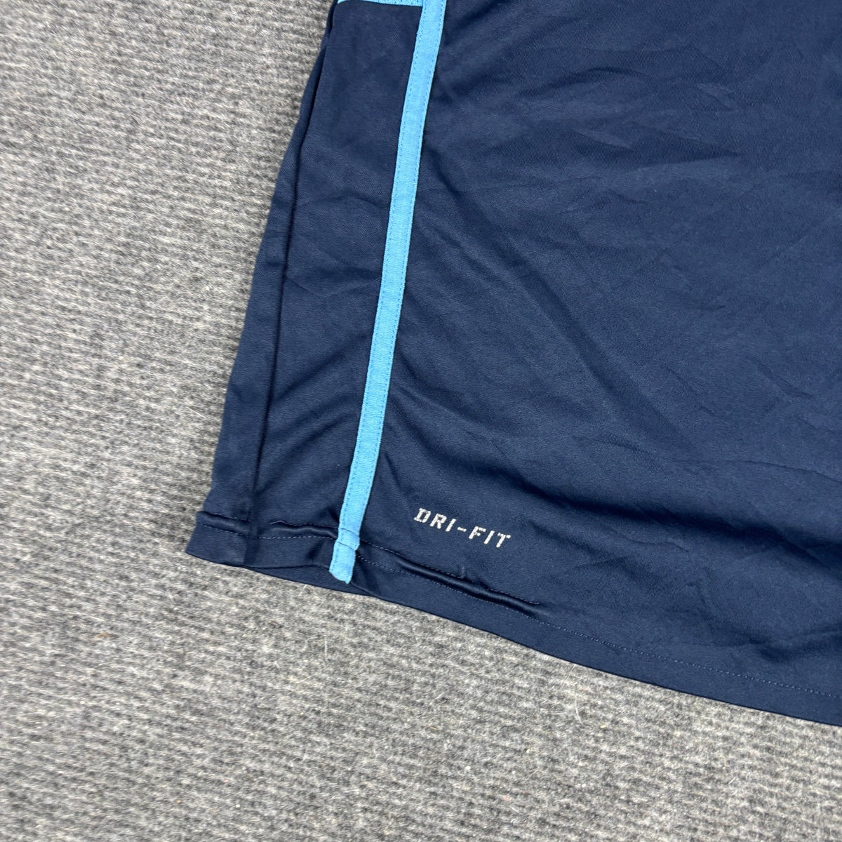 Nike Dri-Fit Activewear Jersey Women's Small Navy Blue Running Petite T-shirt