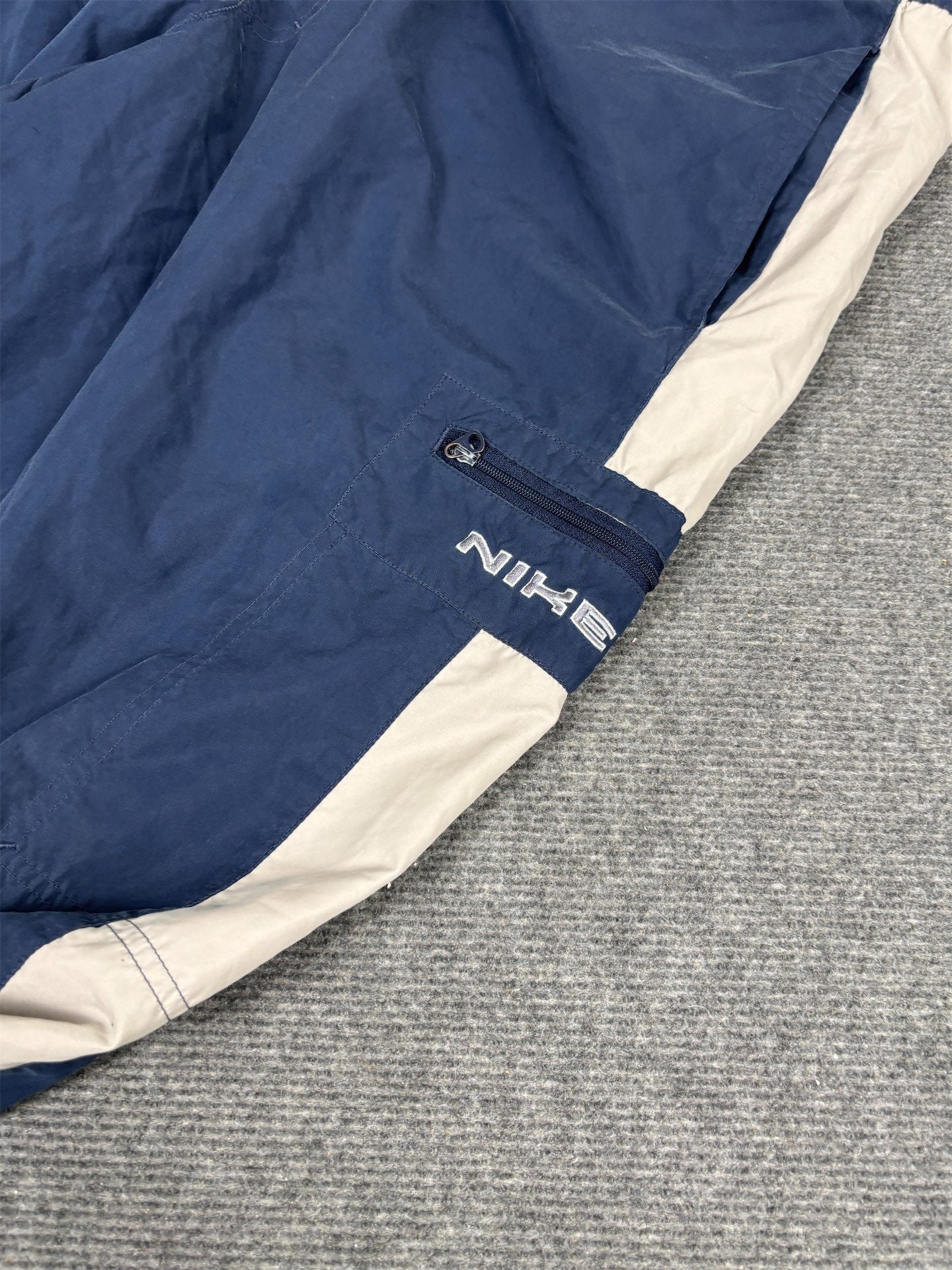 Vintage Y2K Nike Cargo Track Pants Men's L Navy Grey Panel Joggers Wide Leg
