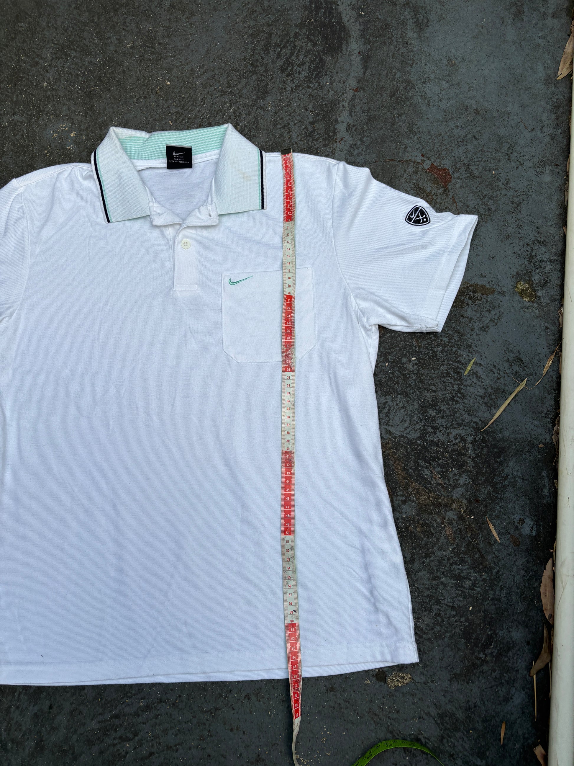Vintage Y2K Nike Golf Polo Size M White Green Swoosh Classic Golf Logo