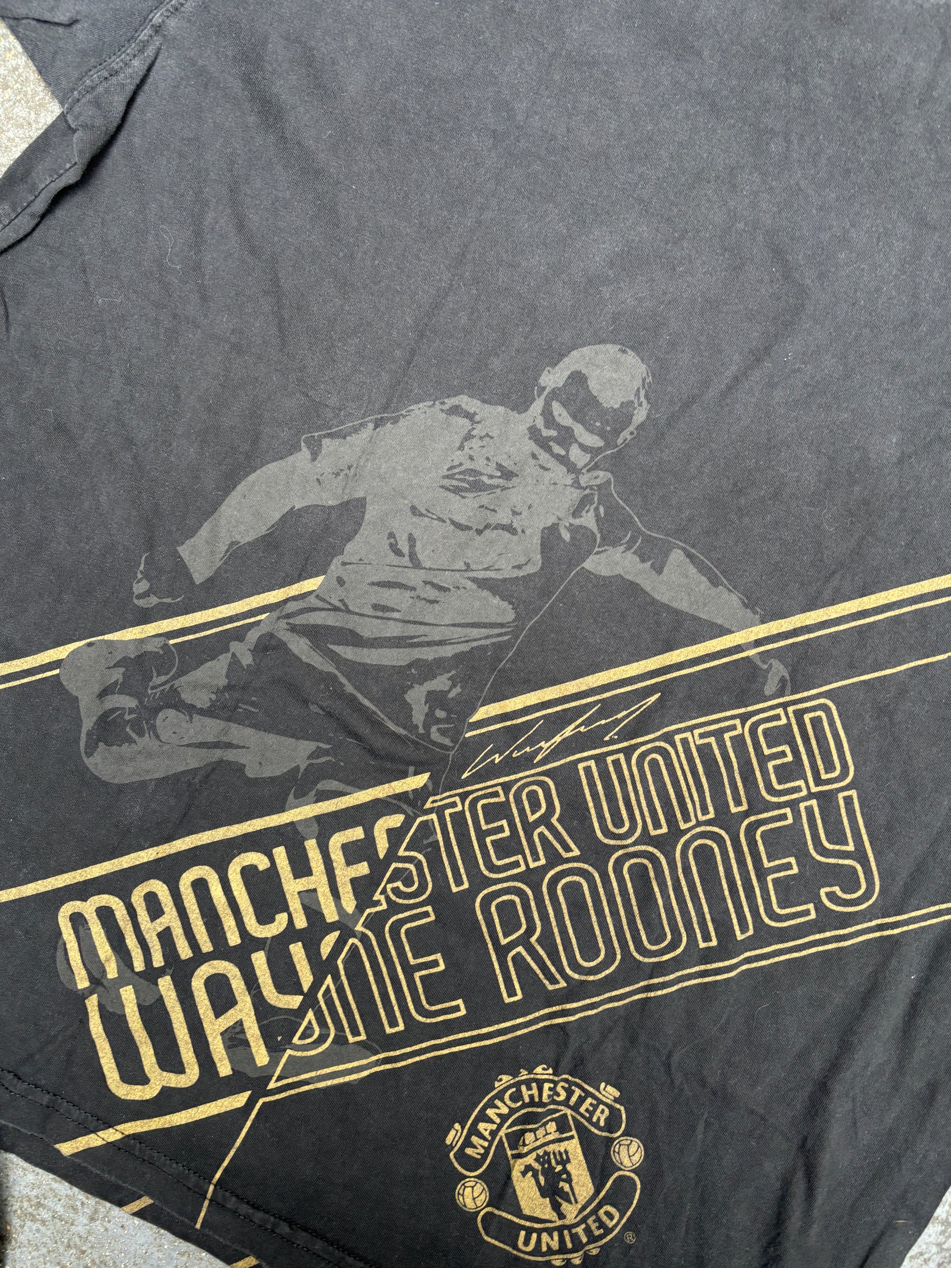 Vintage Y2K Nike Football T-Shirt Men’s XL Black Gold Wayne Rooney Manchester United