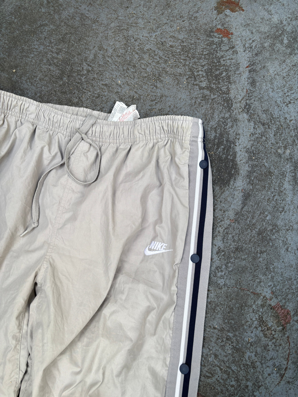Vintage Y2K Nike Track Pants Men’s XL Grey Navy Detail Tear Away Wide Leg Windbreakers