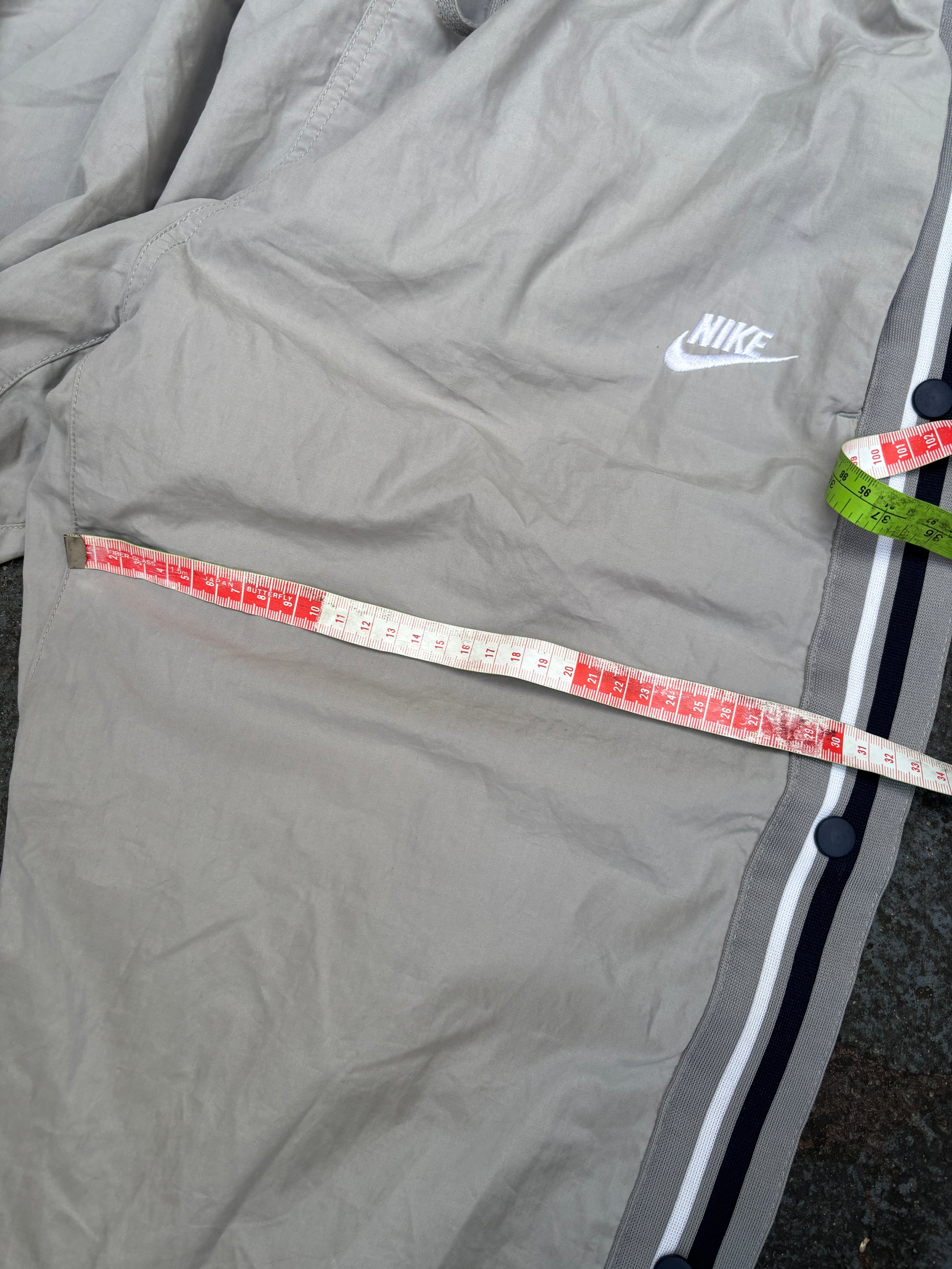 Vintage Y2K Nike Track Pants Men’s XL Grey Navy Detail Tear Away Wide Leg Windbreakers