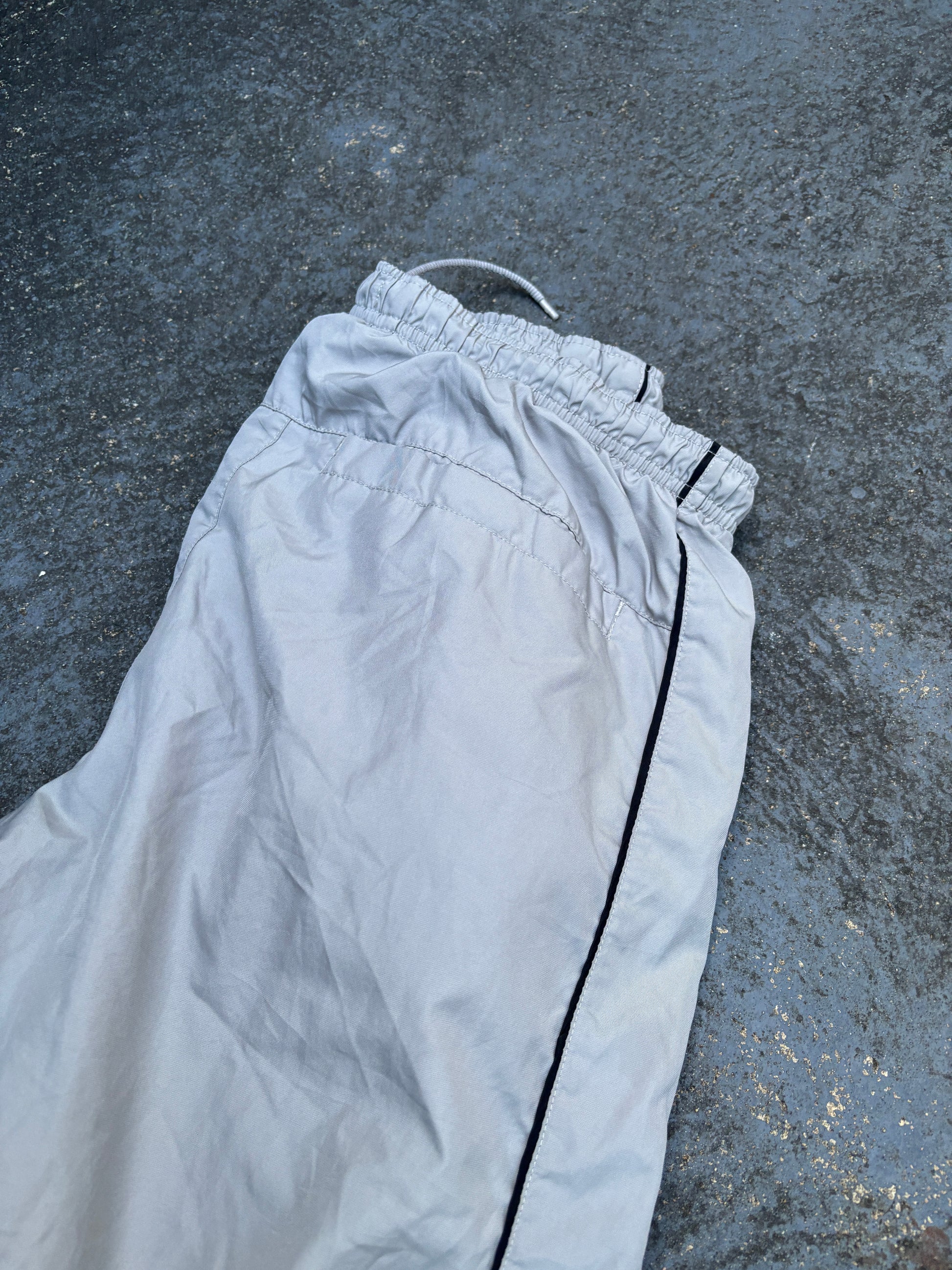 Vintage Y2K Nike Track Pants Men’s S Grey Black Side Detail Wide Leg Classic Windbreaker