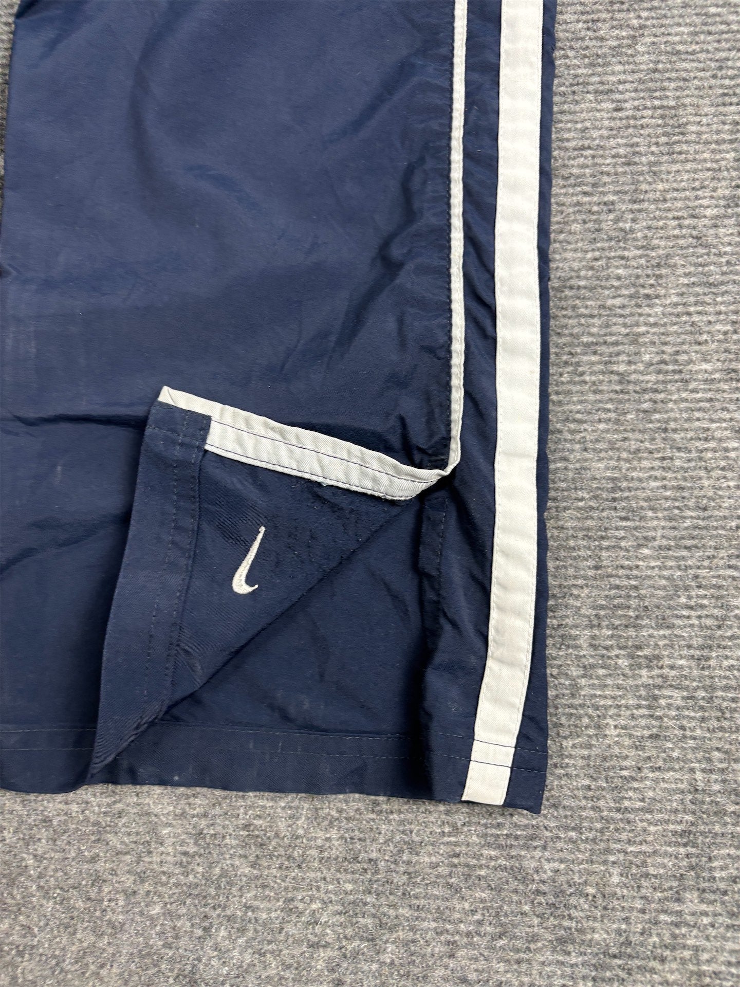 Vintage Y2K Nike Track Pants Womens S Navy White Side Piping Classic Joggers