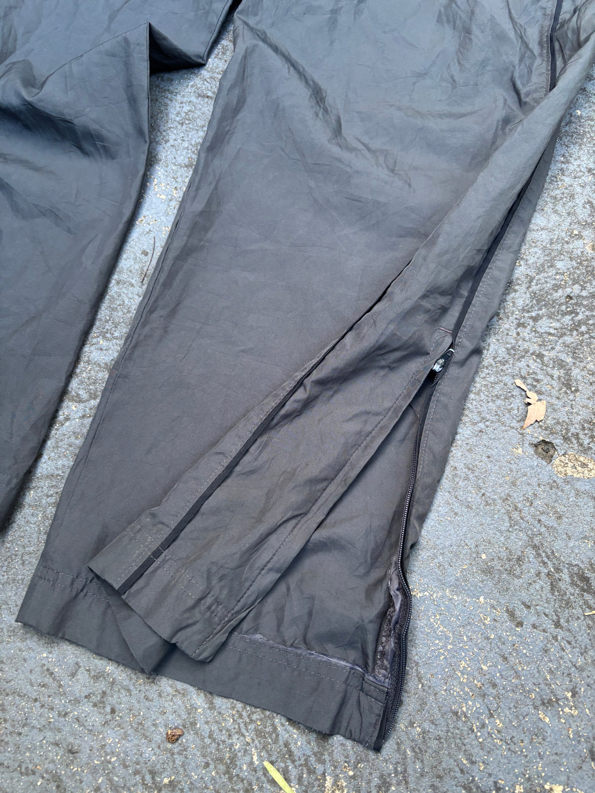 Vintage Y2K Nike Track Pants Sz L Grey Black Detail Wide Leg Classic Windbreaker