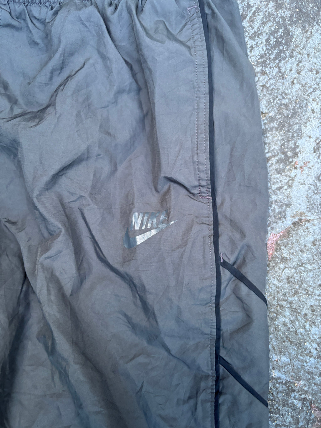 Vintage Y2K Nike Track Pants Sz L Grey Black Detail Wide Leg Classic Windbreaker