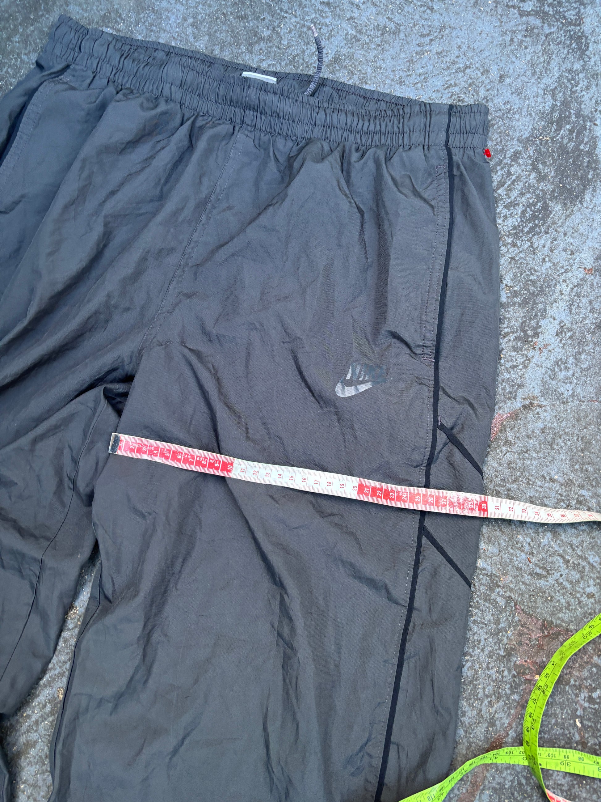 Vintage Y2K Nike Track Pants Sz L Grey Black Detail Wide Leg Classic Windbreaker