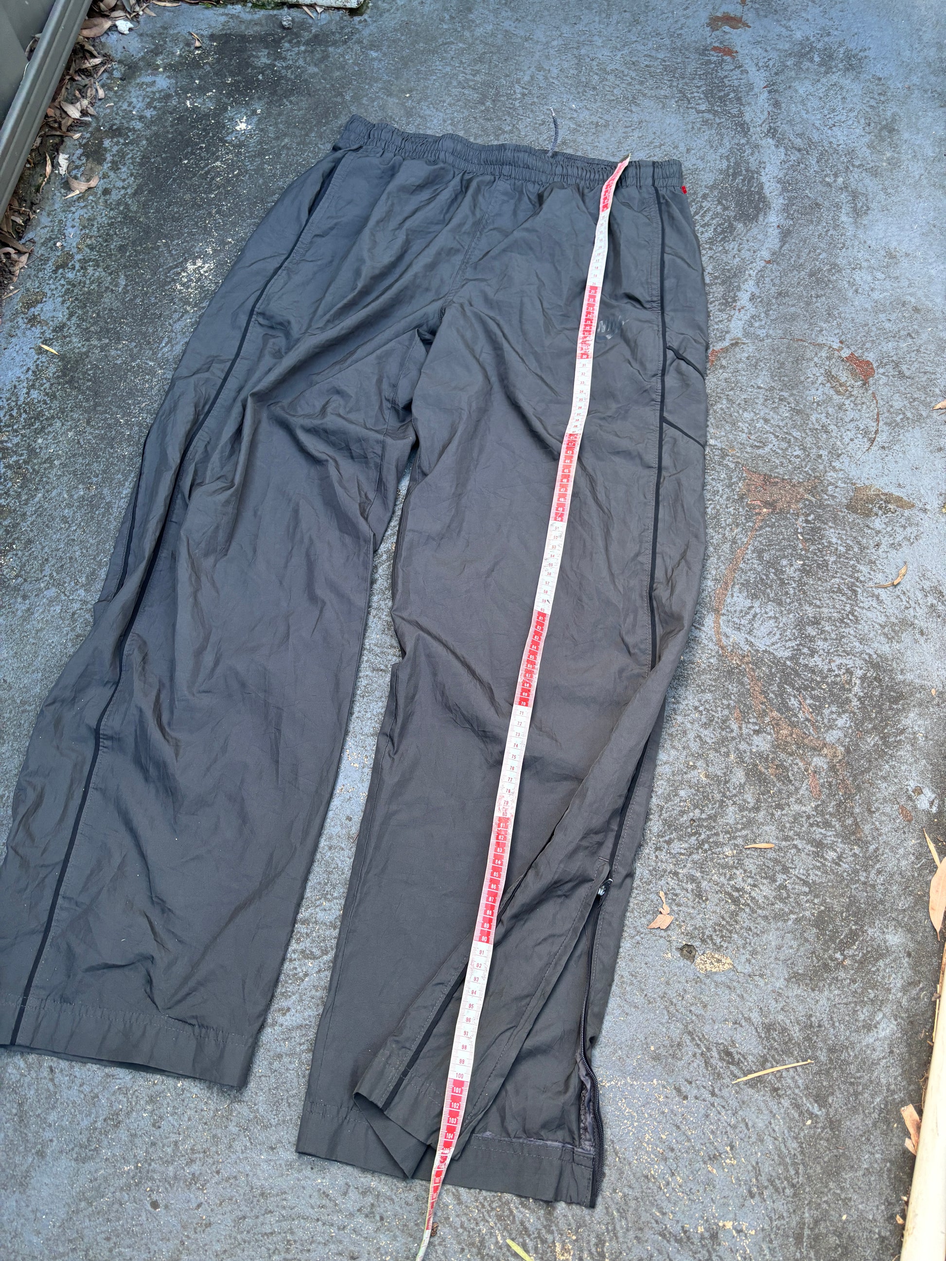 Vintage Y2K Nike Track Pants Sz L Grey Black Detail Wide Leg Classic Windbreaker